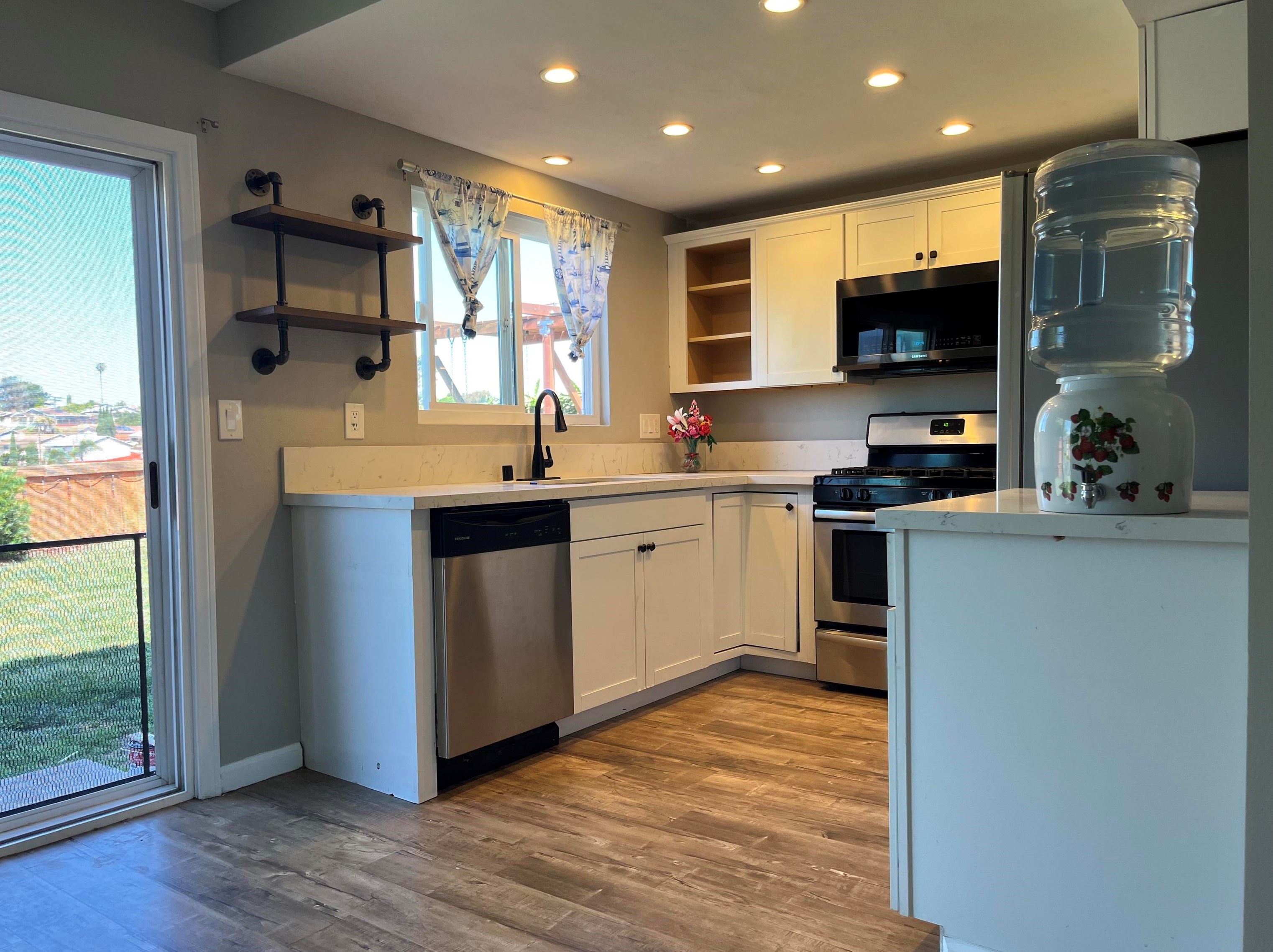 890 Banneker Dr, San Diego, CA 92114-4746