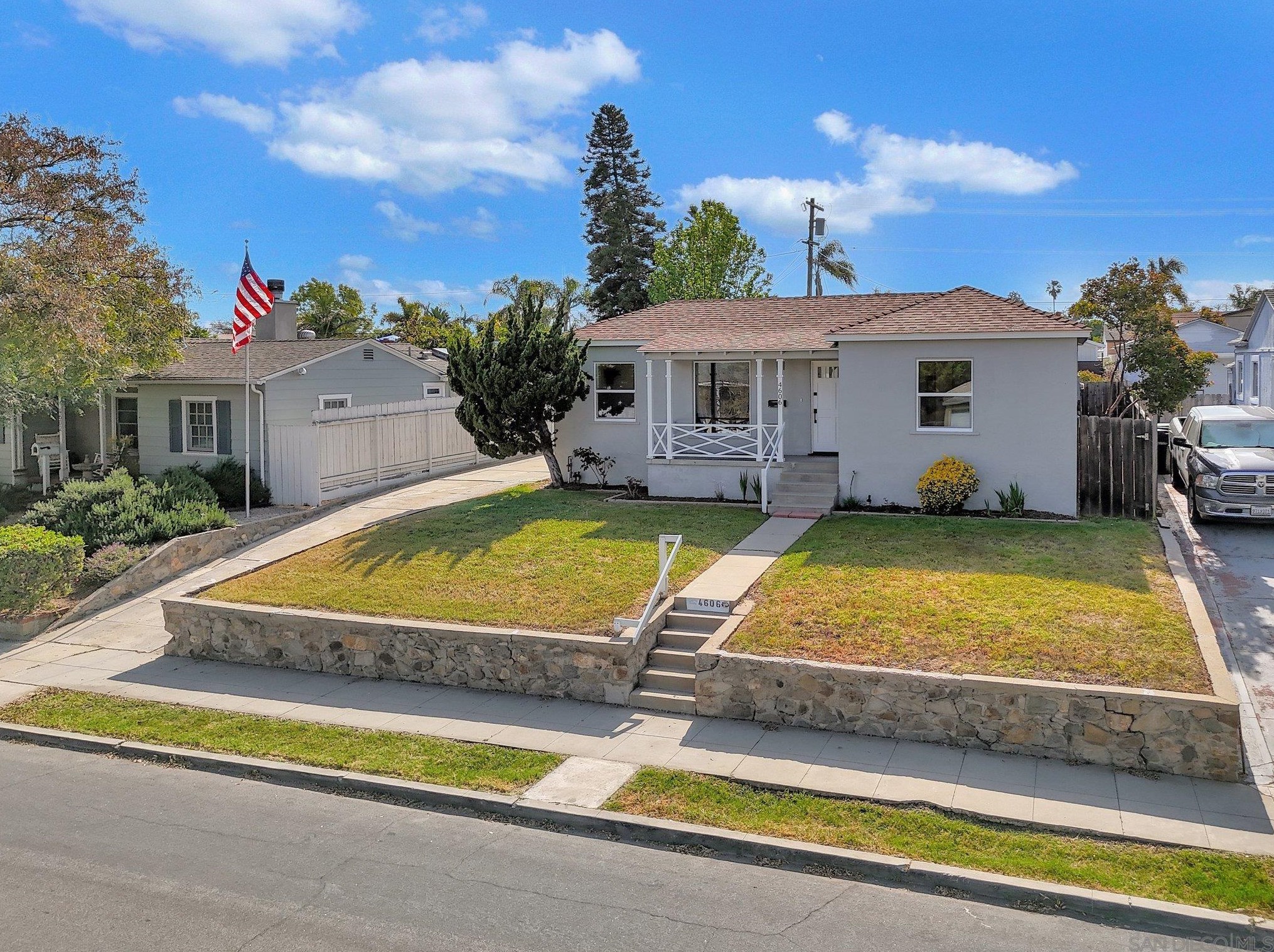 4606 Rolando Blvd, San Diego, CA 92115