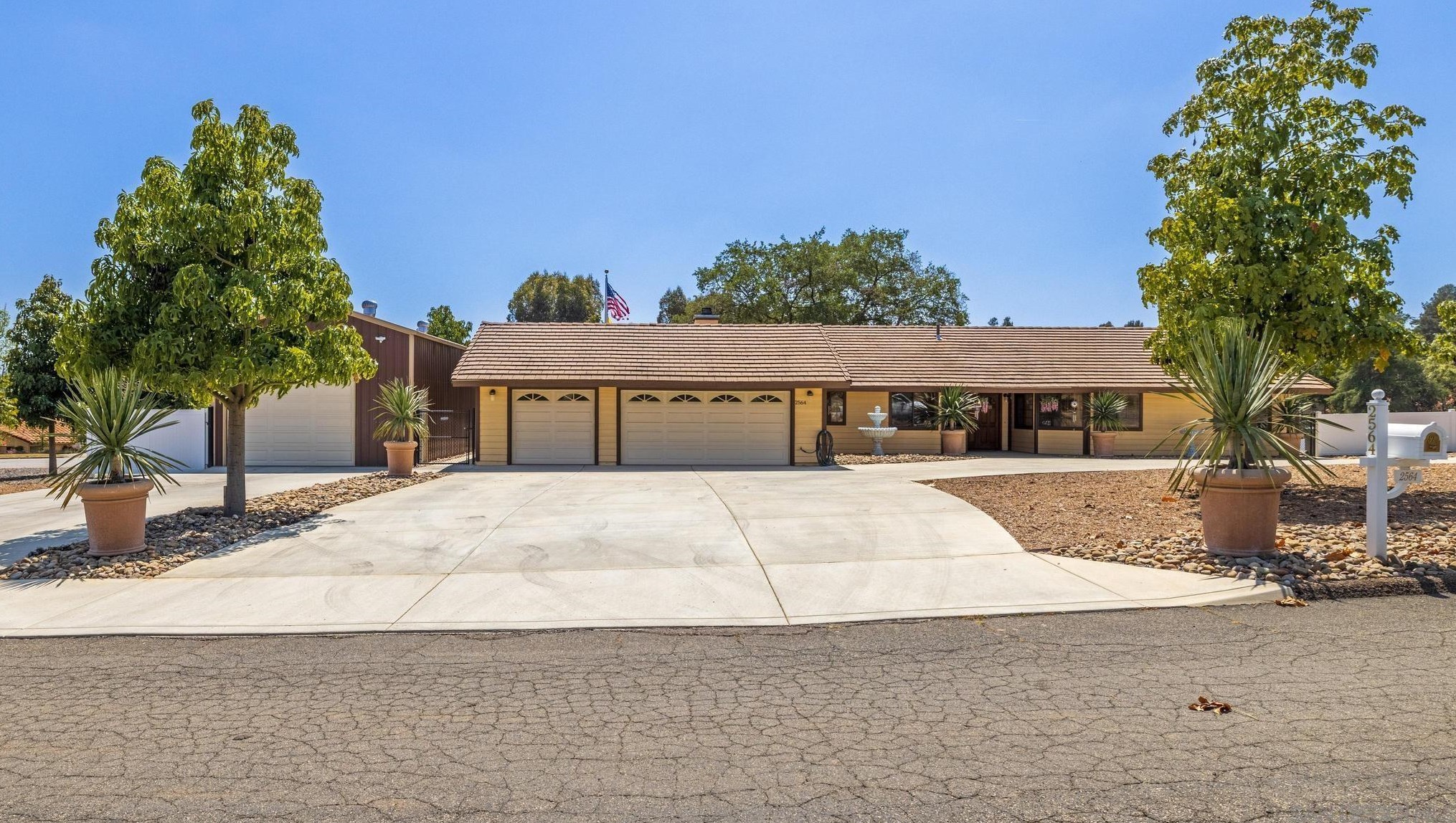 2564 Camino Lagarto, Alpine, CA 91901-3046