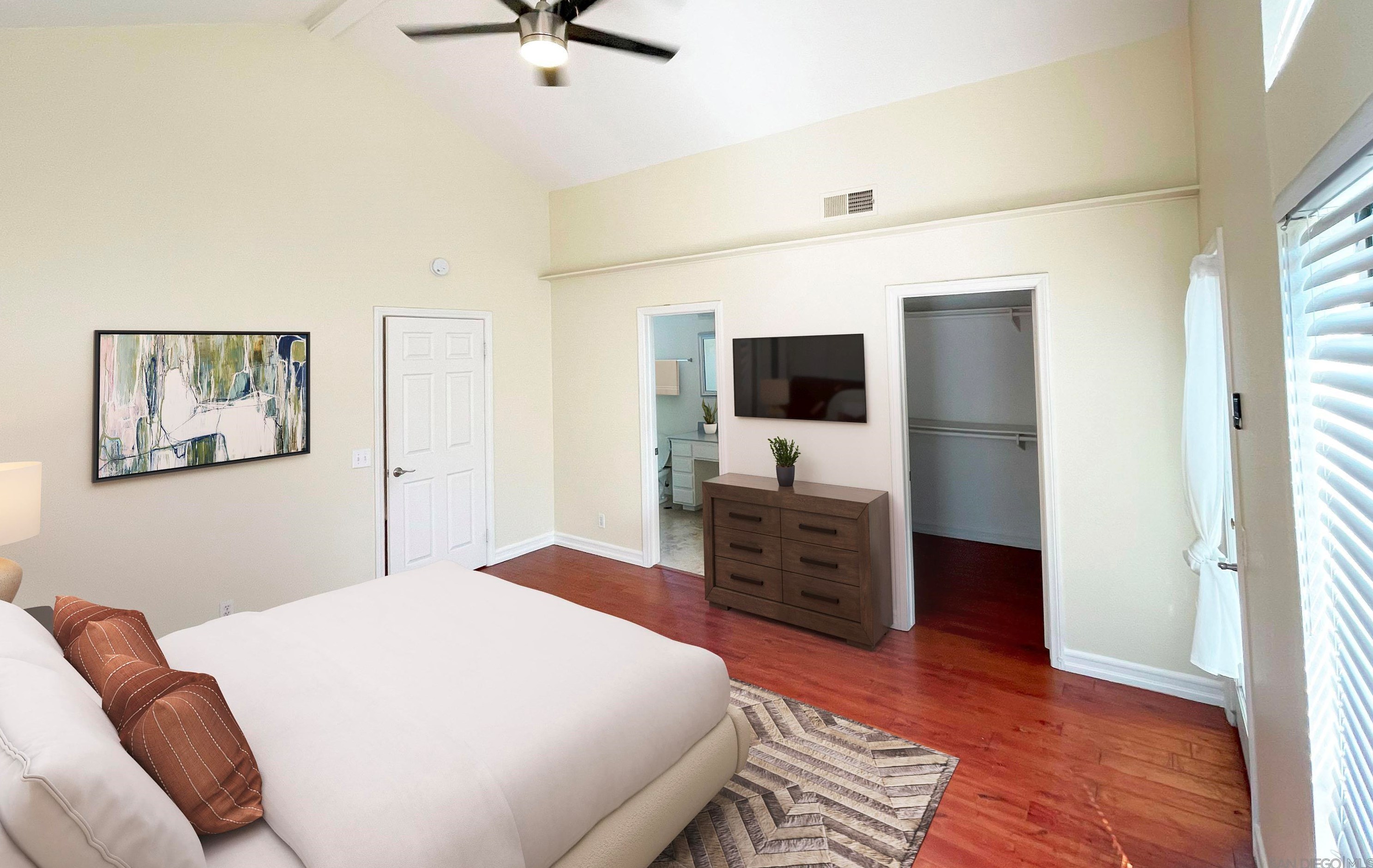 4571 54 St, San Diego CA 92105-3704 exterior