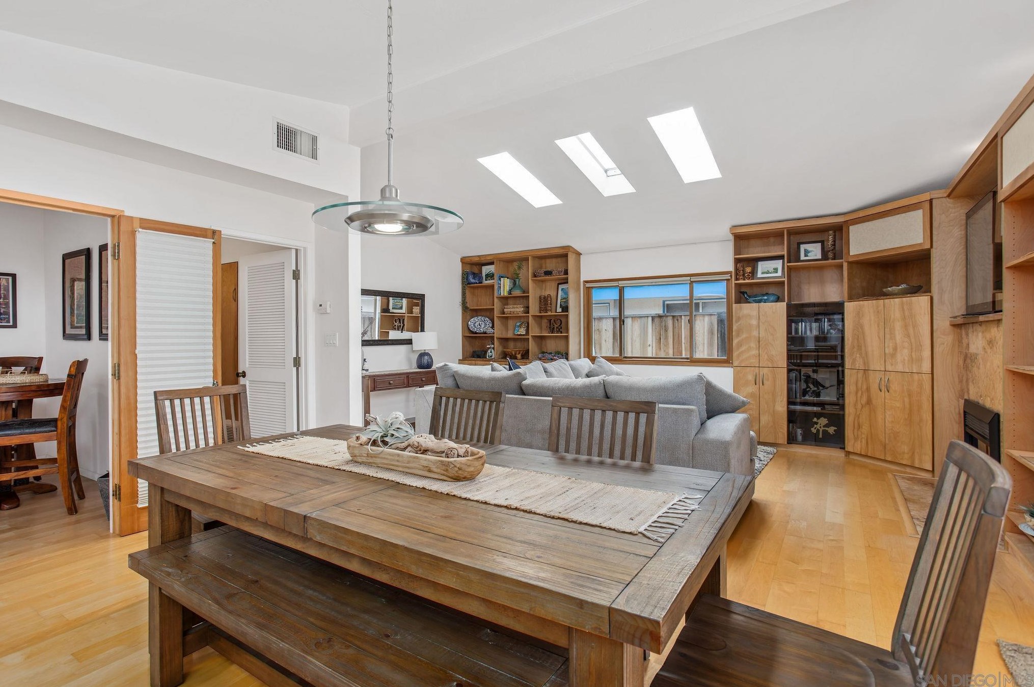 4472 Mount Herbert Ave, San Diego CA  92117-4730 exterior