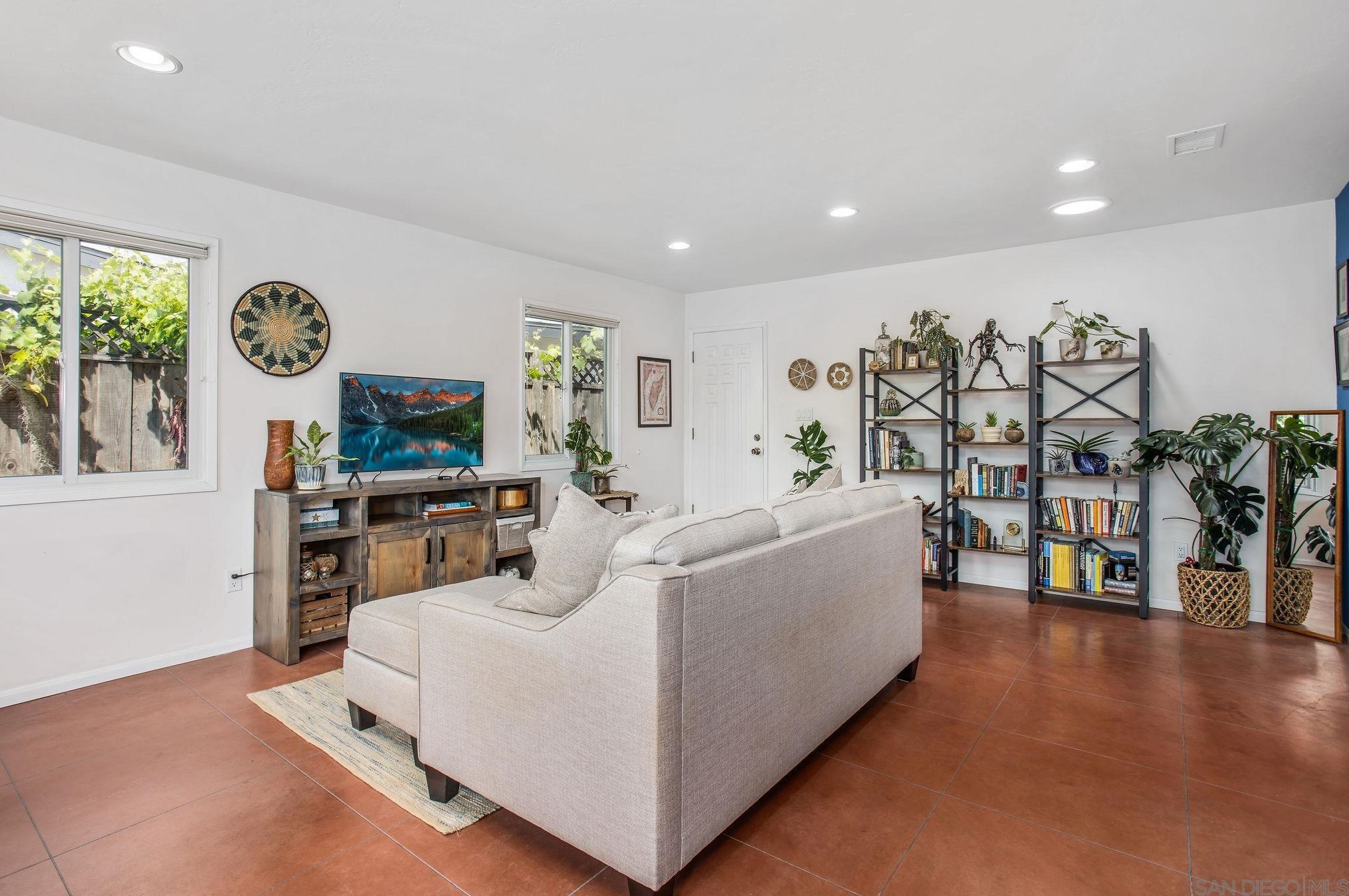 4472 Mount Herbert Ave, San Diego CA  92117-4730 exterior