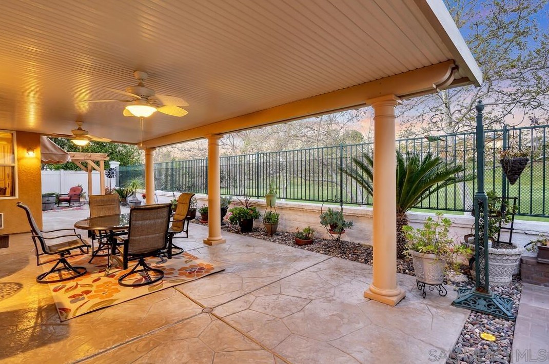 45846 Paseo Gallante, Temecula CA 92592-1253 exterior