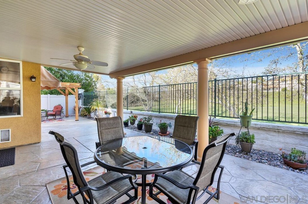 45846 Paseo Gallante, Temecula CA 92592-1253 exterior