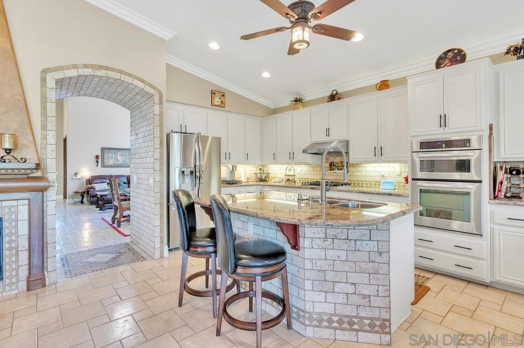 45846 Paseo Gallante, Temecula CA 92592-1253 exterior