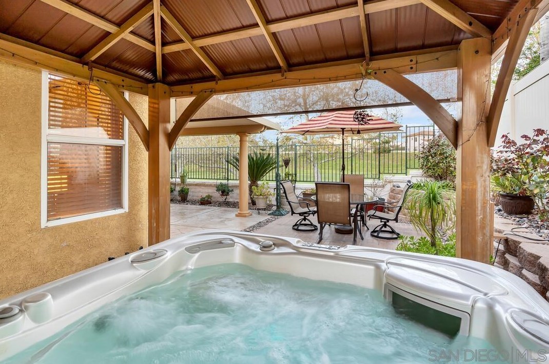 45846 Paseo Gallante, Temecula CA 92592-1253 exterior