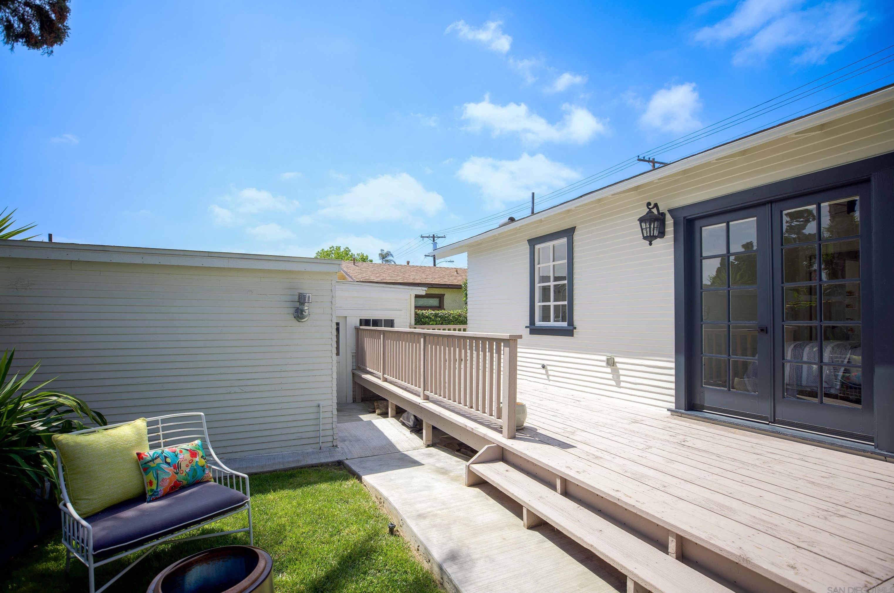 3349 Myrtle Ave, San Diego CA  92104-4348 exterior