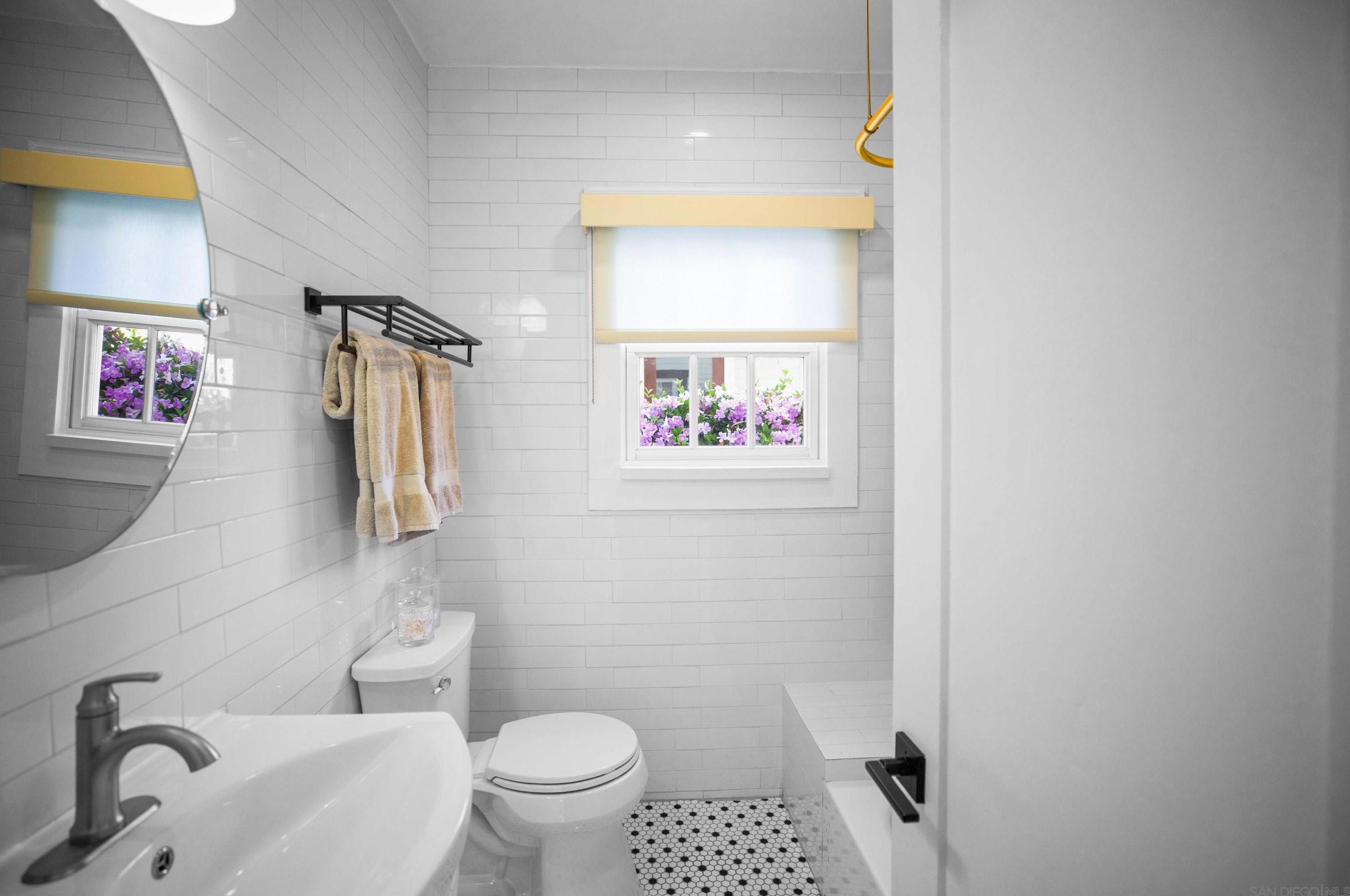 3349 Myrtle Ave, San Diego CA  92104-4348 exterior