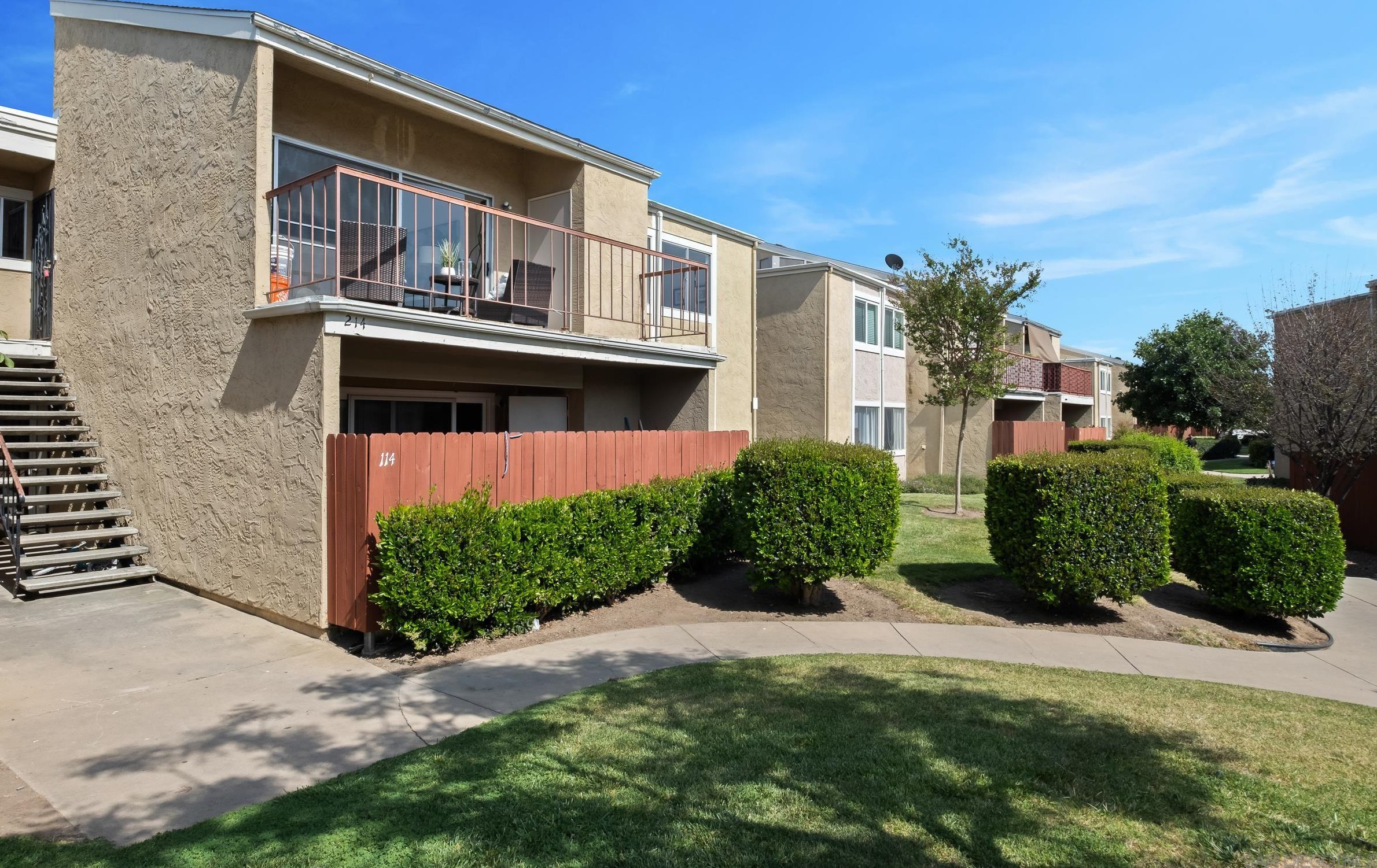 475 N Midway Dr 214, Escondido, CA 92027