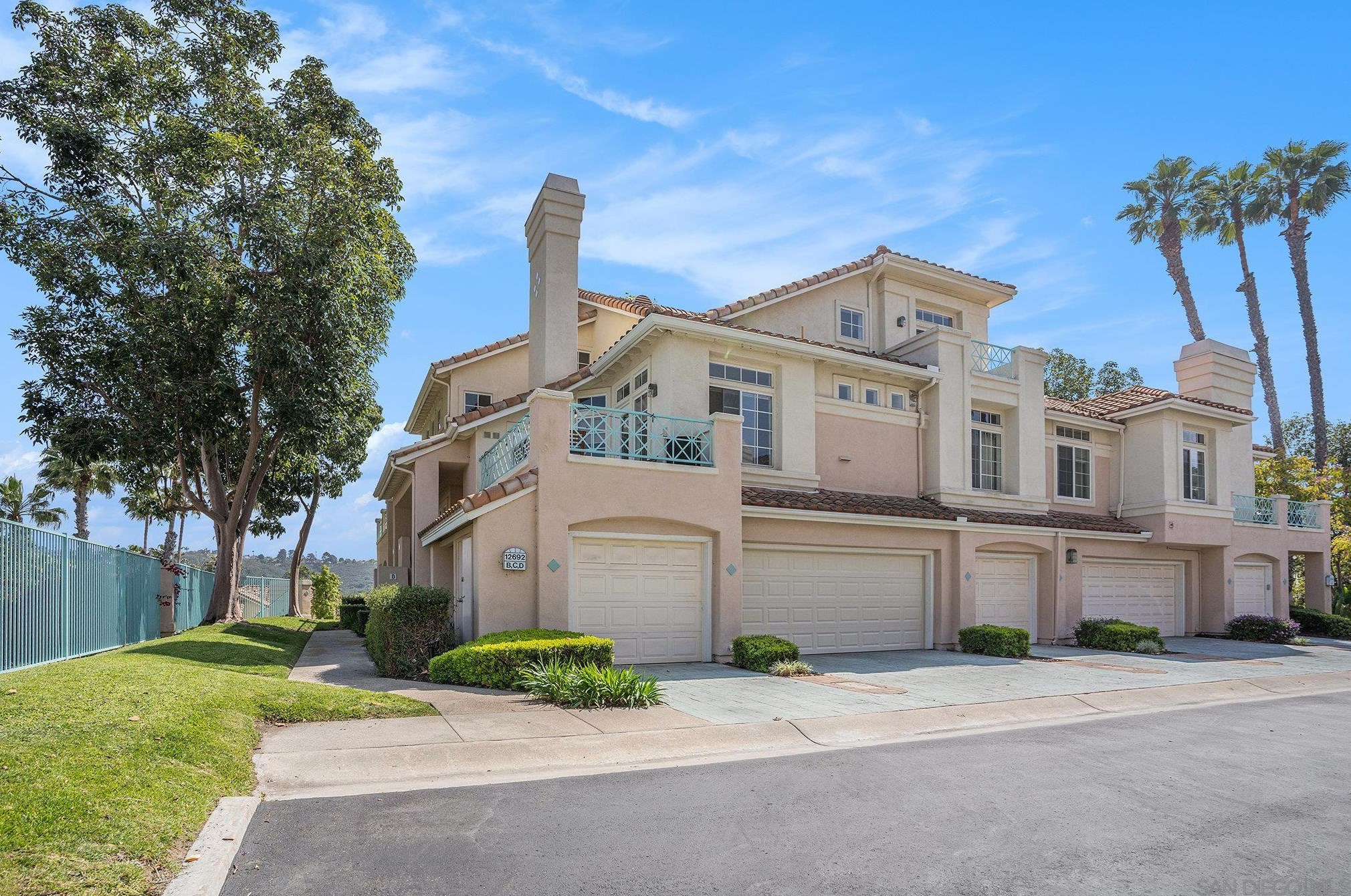 12692 Springbrook Dr D, San Diego, CA 92128
