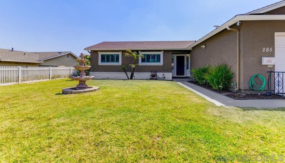 285 68th St, San Diego, CA 92114