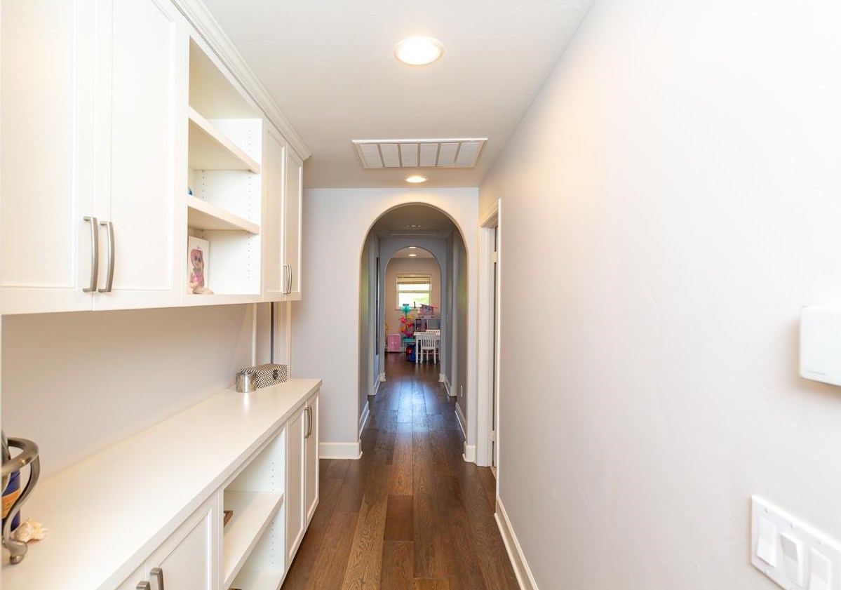 629 Adella Ln, San Diego CA 92118-2210 exterior