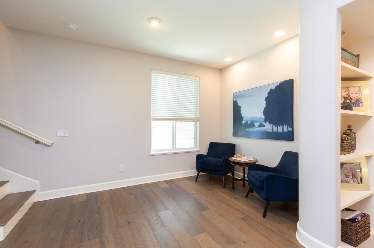 629 Adella Ln, San Diego CA 92118-2210 exterior