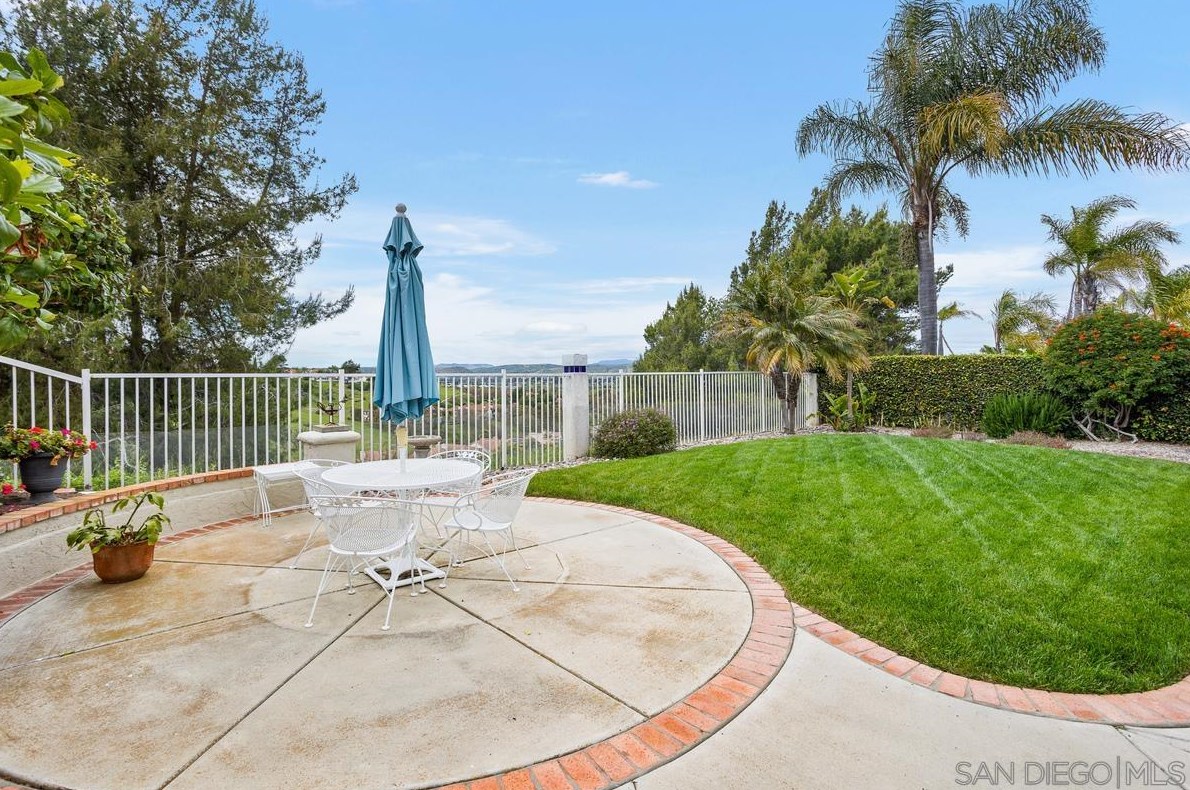 969 Masters Dr, Oceanside, CA 92057