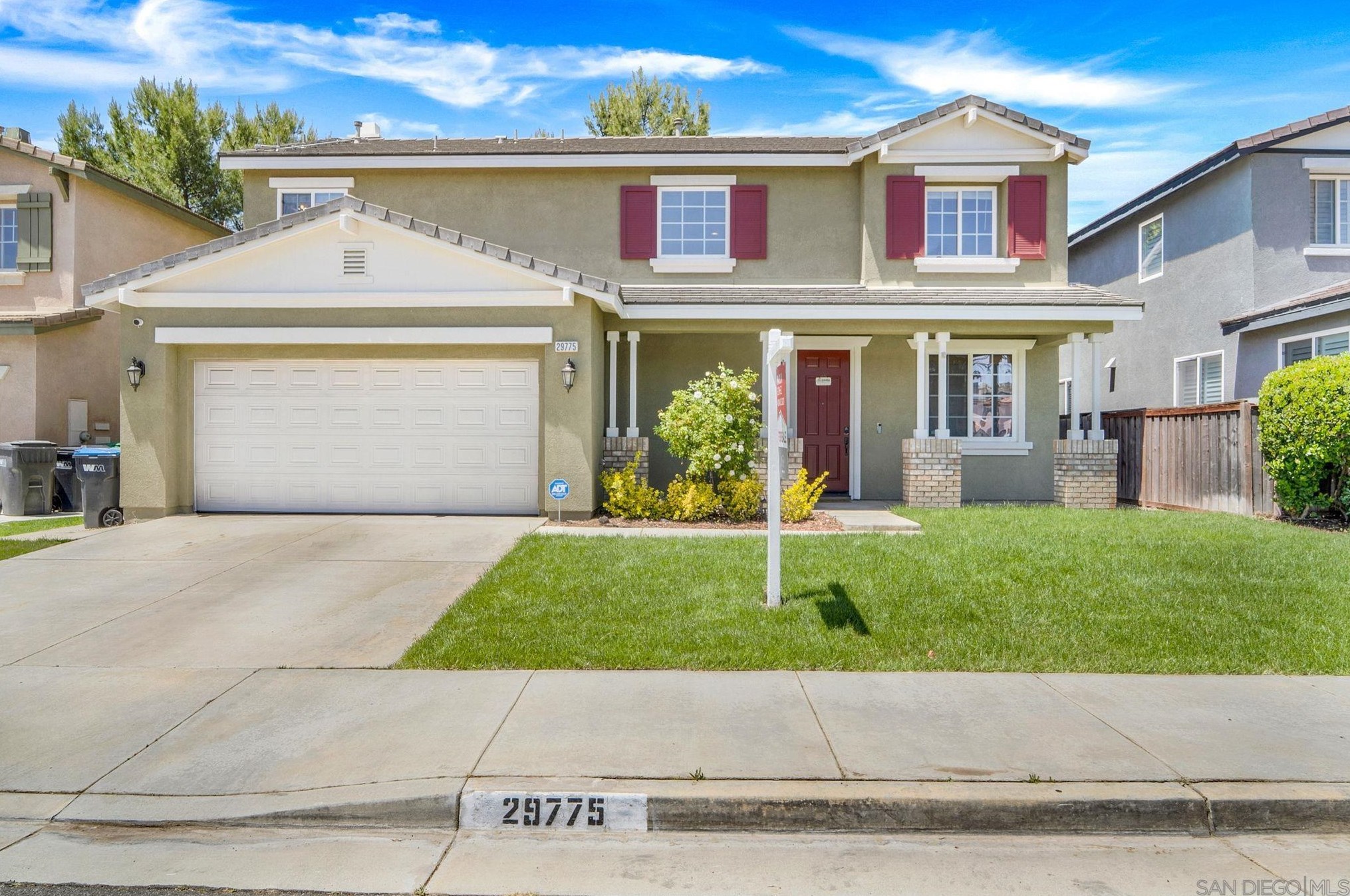 29775 Peacock Mountain Dr, Menifee, CA 92584