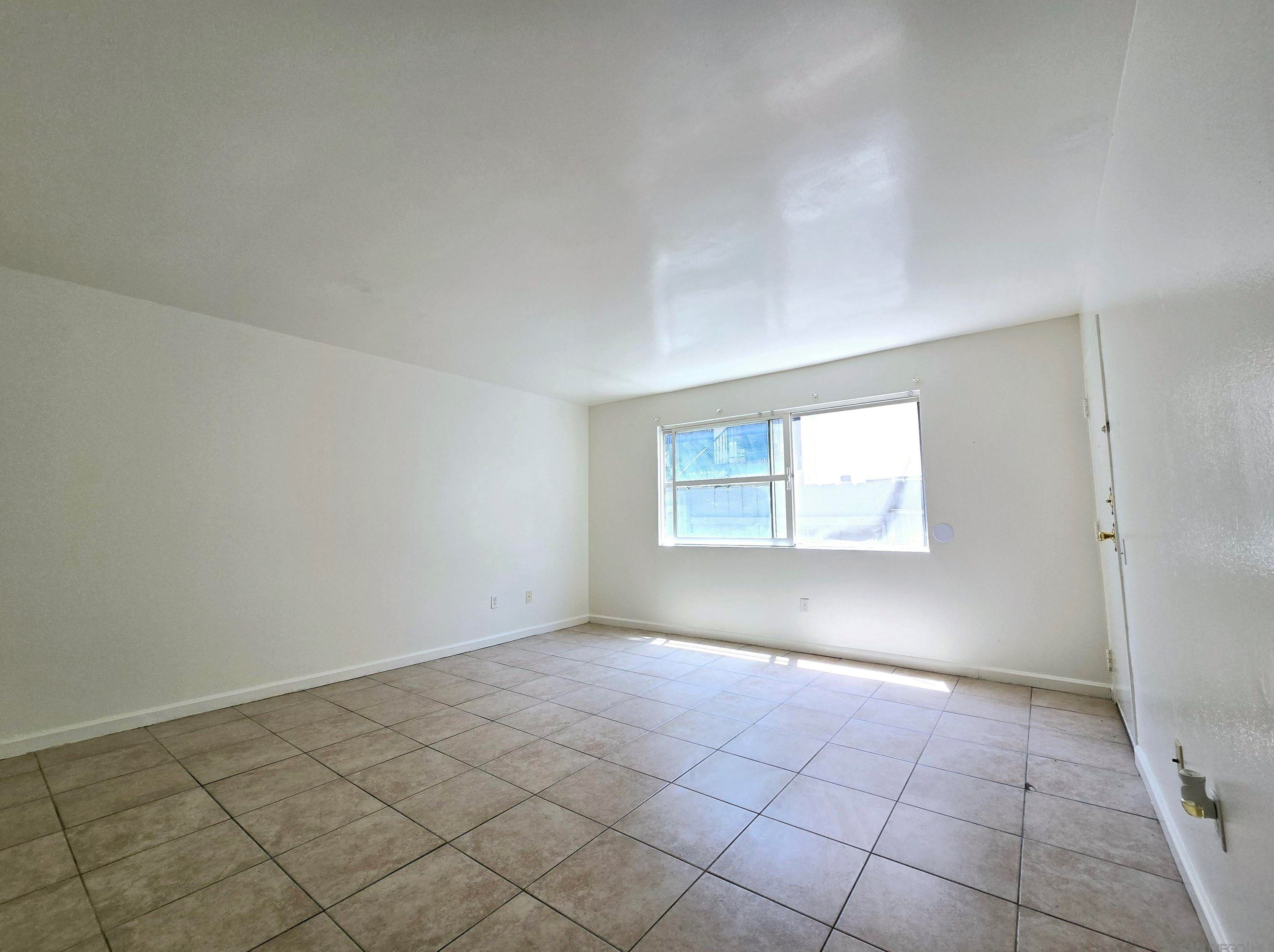 4338 Altadena Ave 102, San Diego, CA 92115