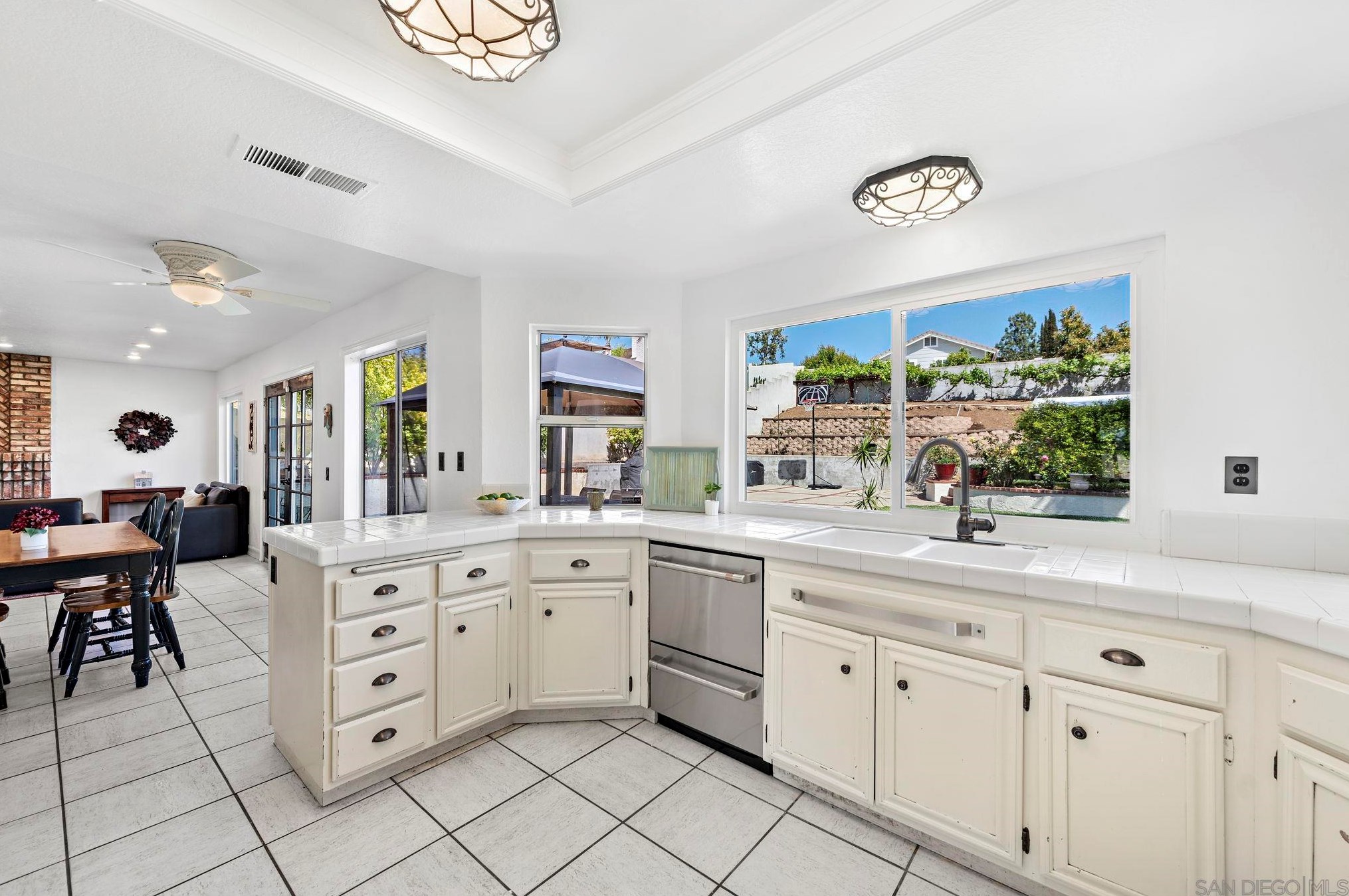 31936 Mill Stream Rd, Trabuco Canyon CA  92679-3231 exterior