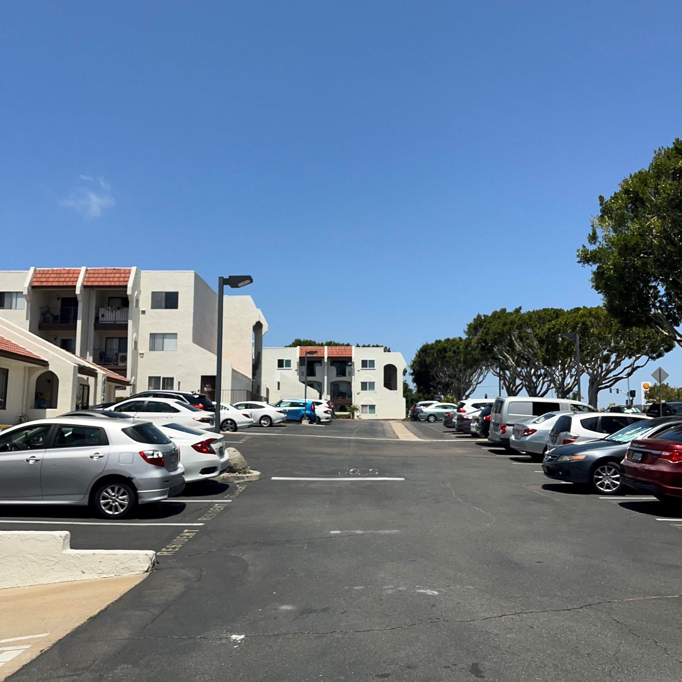 6330 Genesee Ave, San Diego CA  92122-3446 exterior