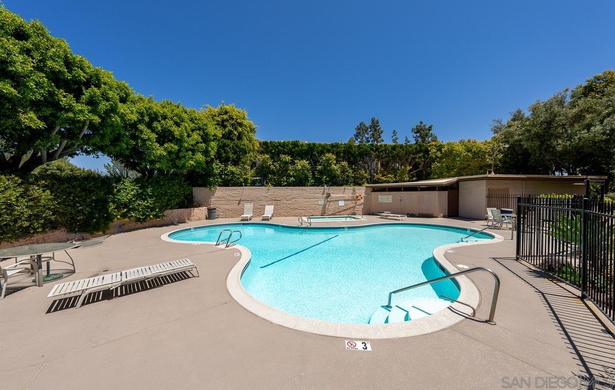 7855 Cowles Mountain Ct, San Diego, CA 92119-2500