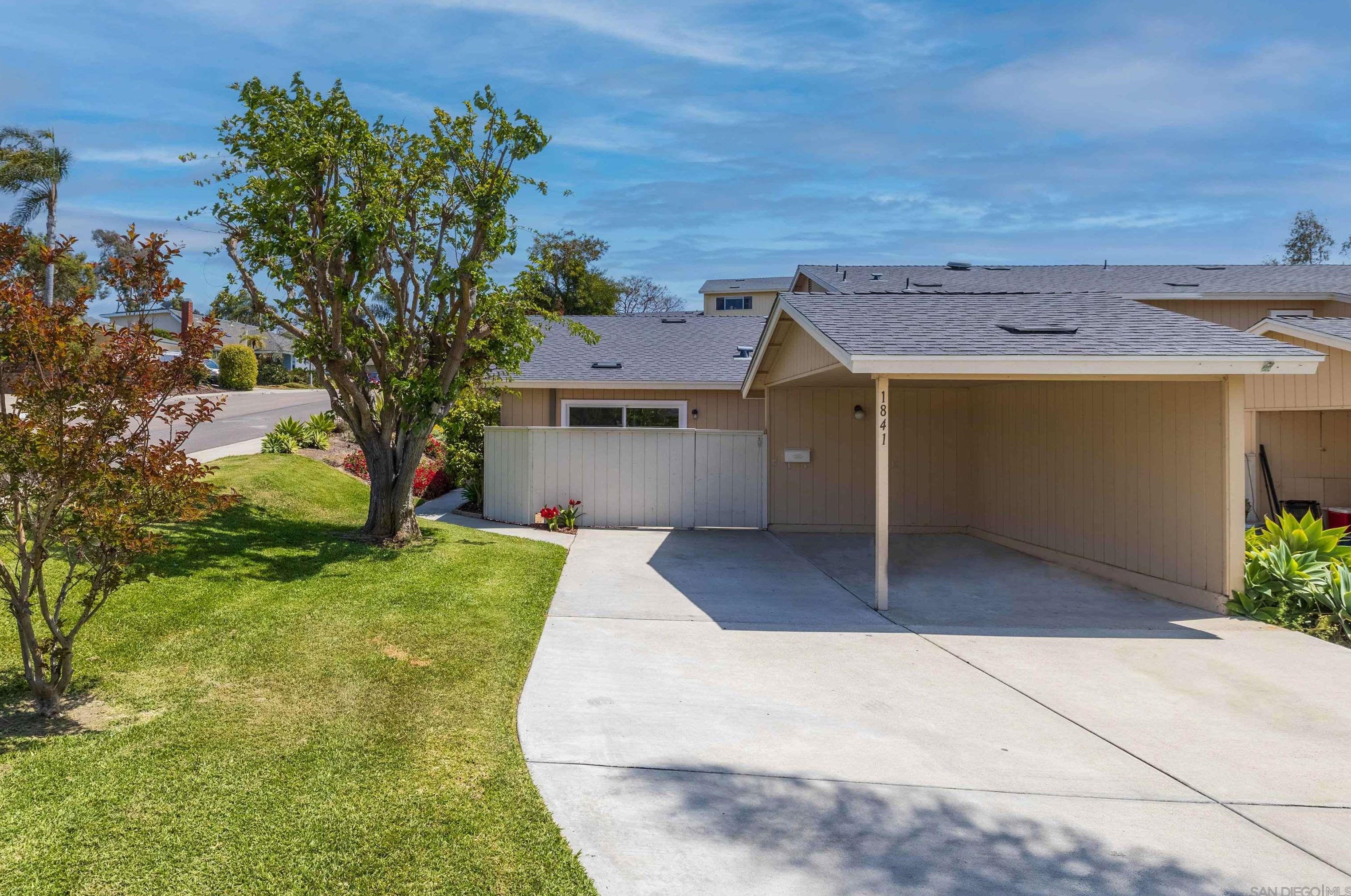 1841 Gatepost Rd, Encinitas, CA 92024