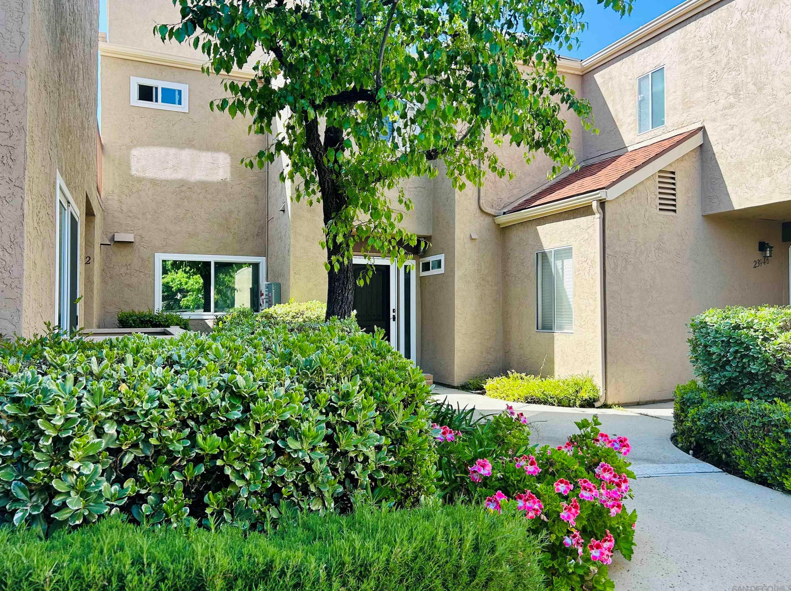 23940 Green Haven Ln, Ramona, CA 92065