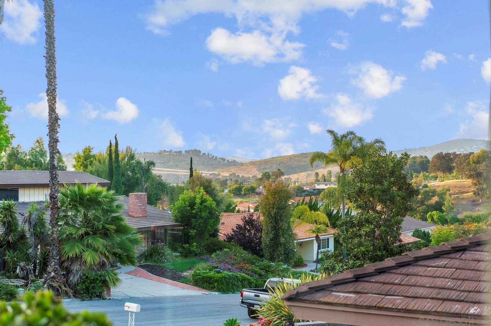 5512 Horse Ridge Way, Bonita CA  91902-2810 exterior