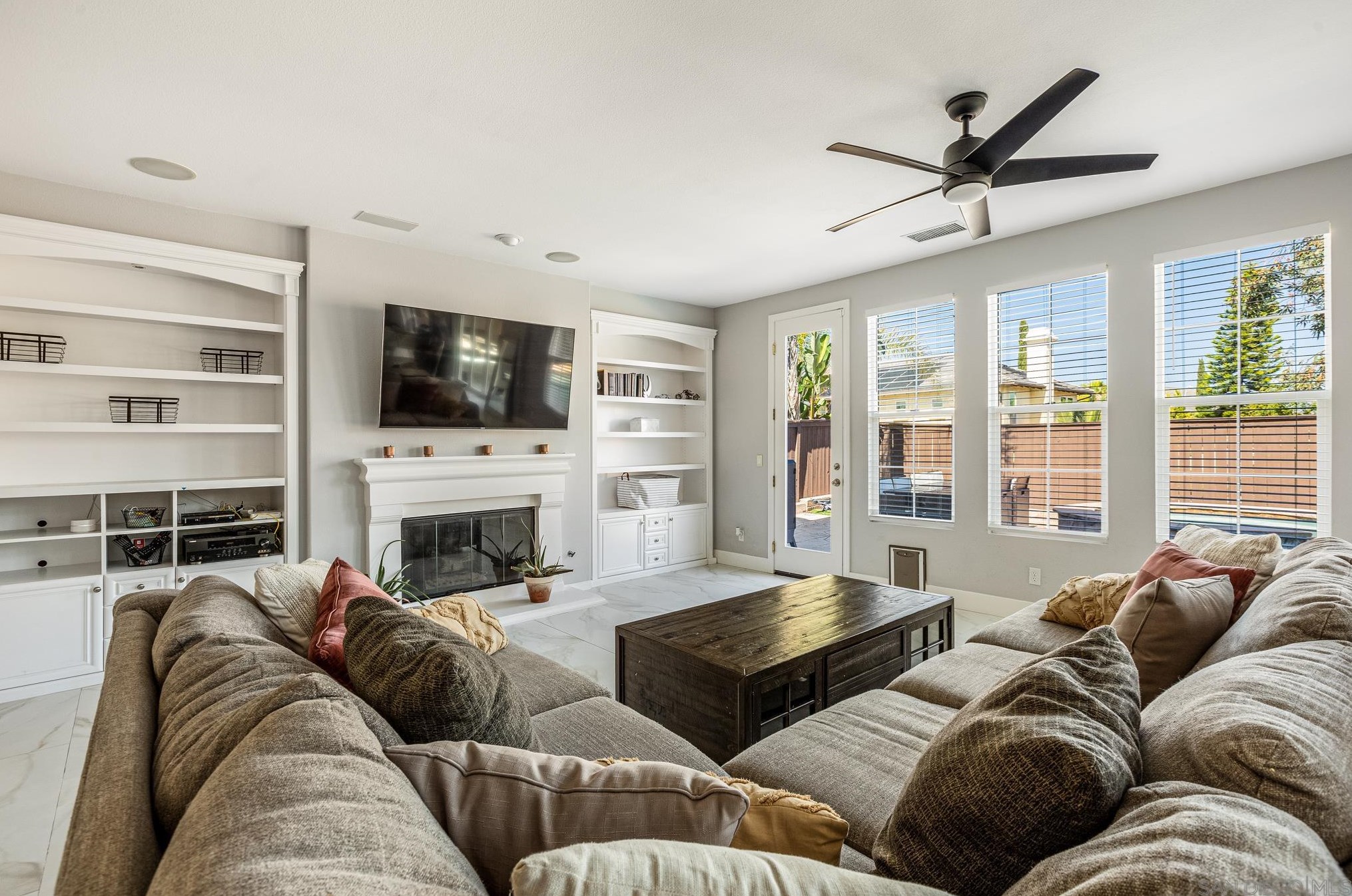 1471 Canoe Creek Way, Chula Vista CA  91915-1634 exterior