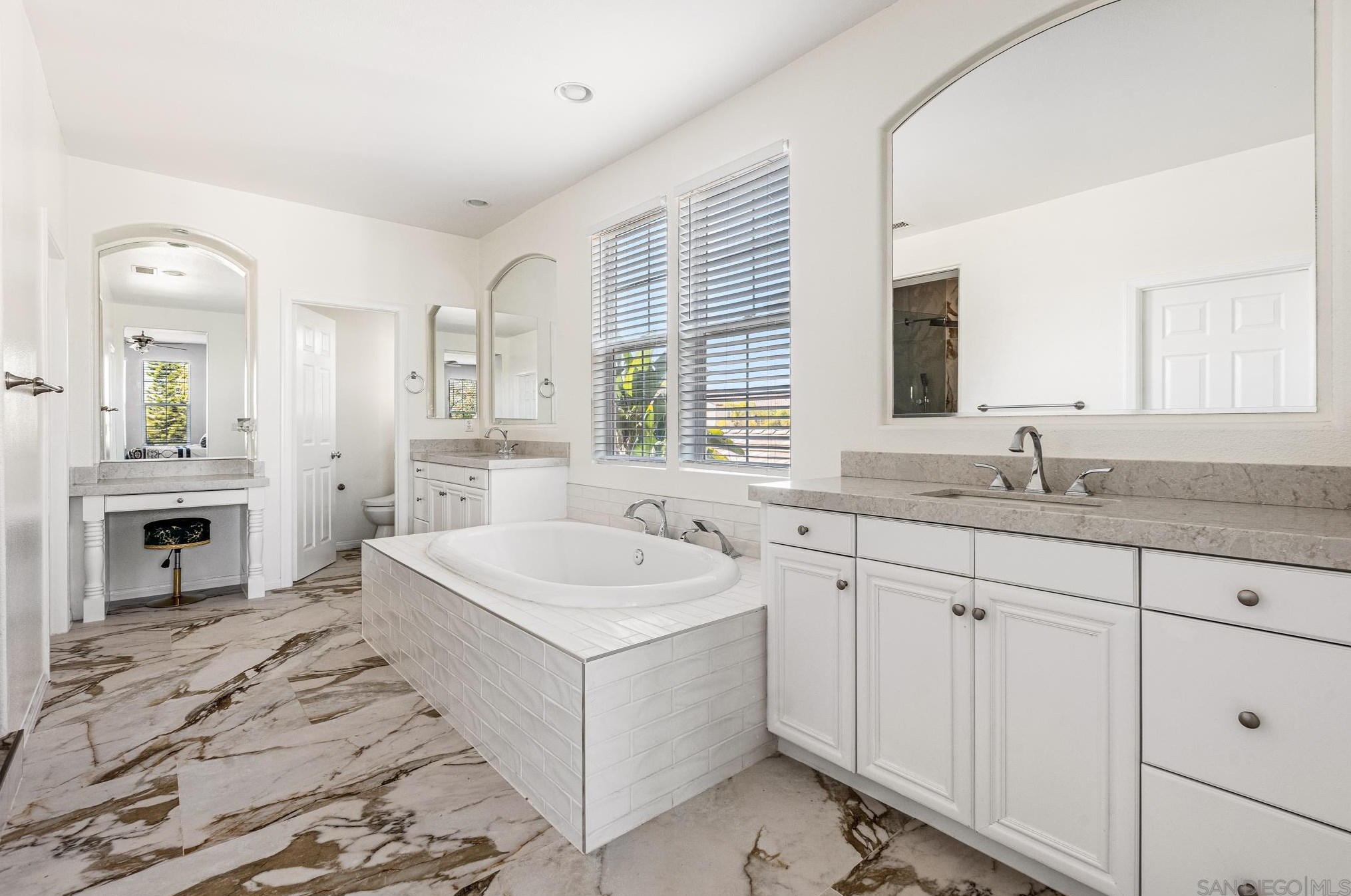 1471 Canoe Creek Way, Chula Vista CA  91915-1634 exterior