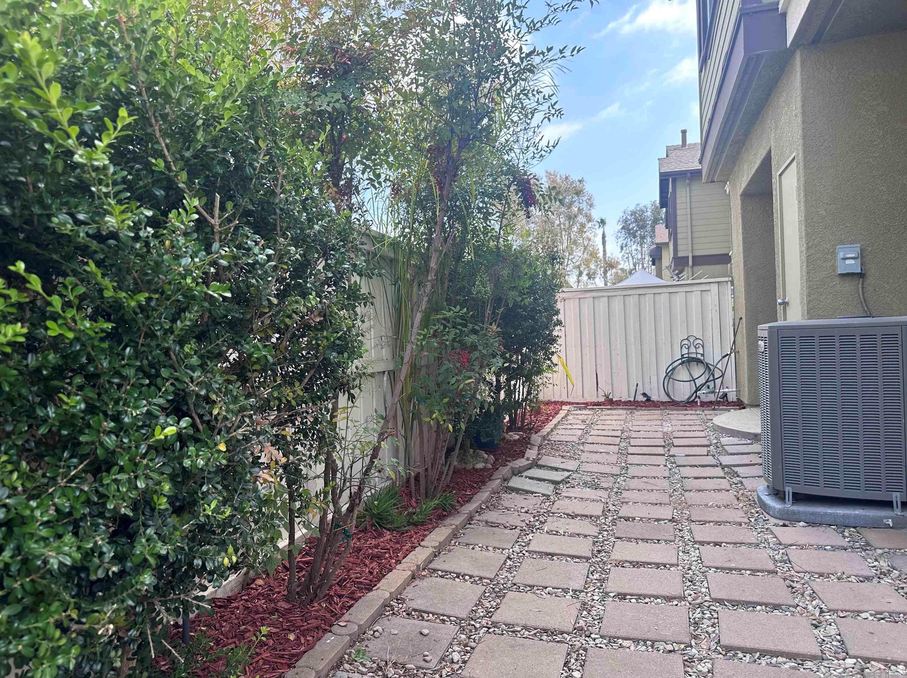 1201 Trapani Cv, Chula Vista CA 91915-1326 exterior