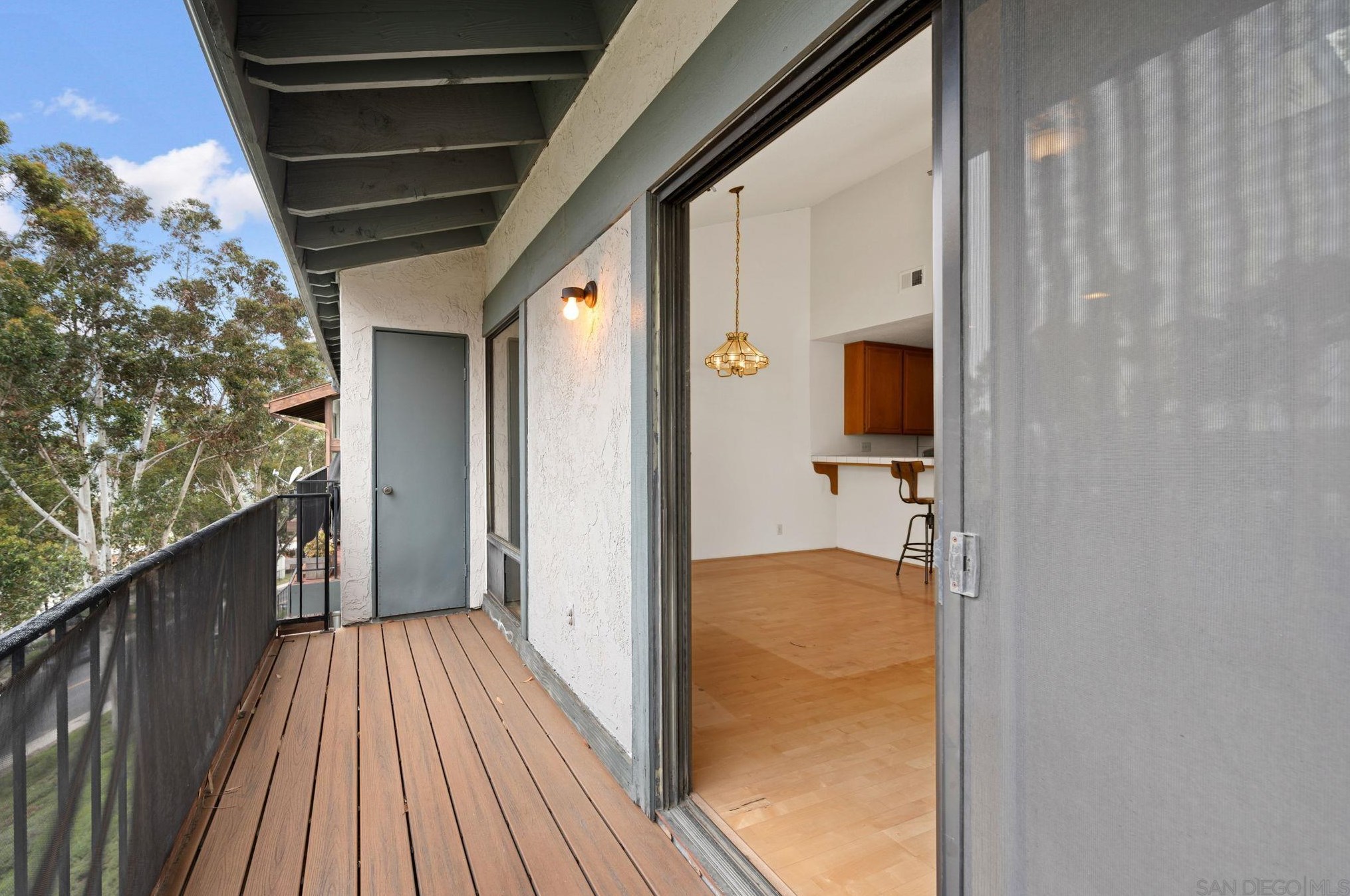 11439 Cascada Way, San Diego CA 92124-2880 exterior