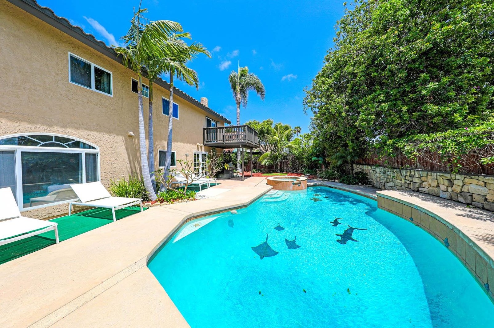 2607 Jacaranda Ave, Carlsbad, CA 92009-9116