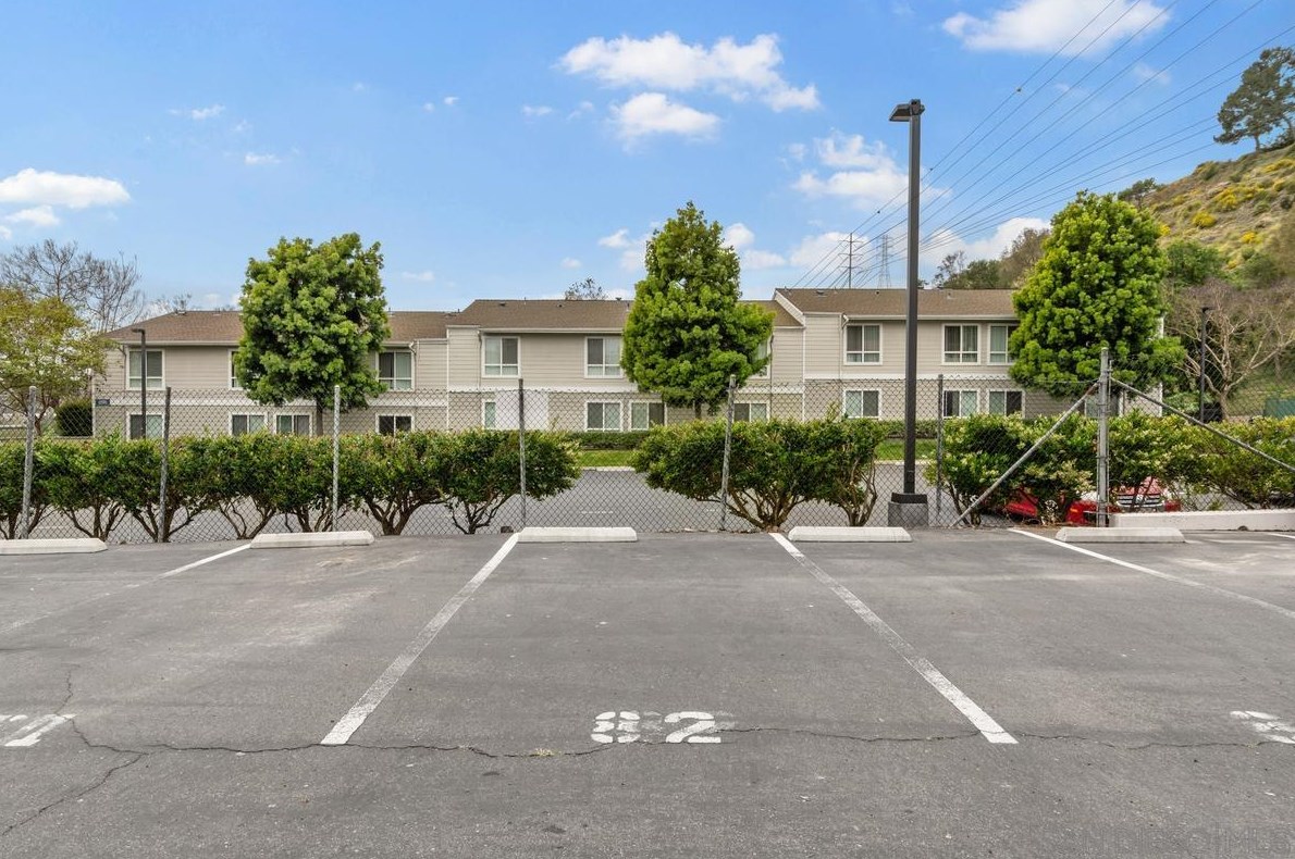 6780 Friars Rd, San Diego CA  92108-1115 exterior