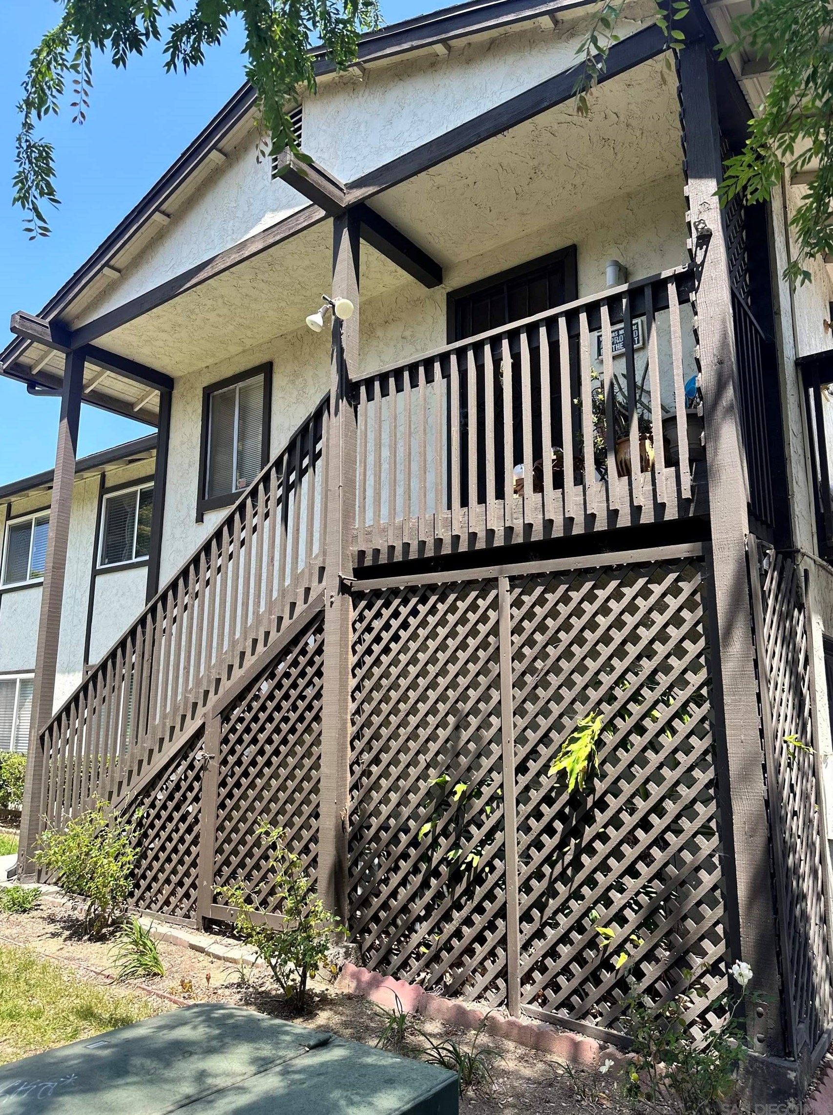 10123 Carefree Dr, Santee, CA 92071