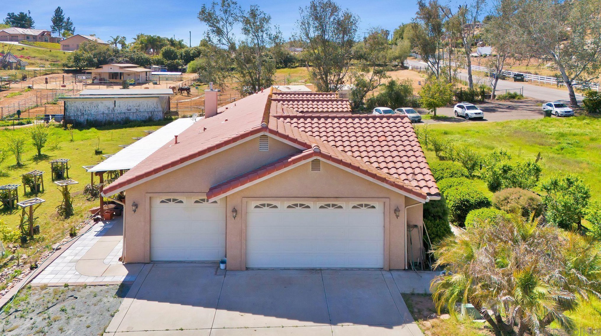 1736 Olive St, Ramona, CA 92065-1740