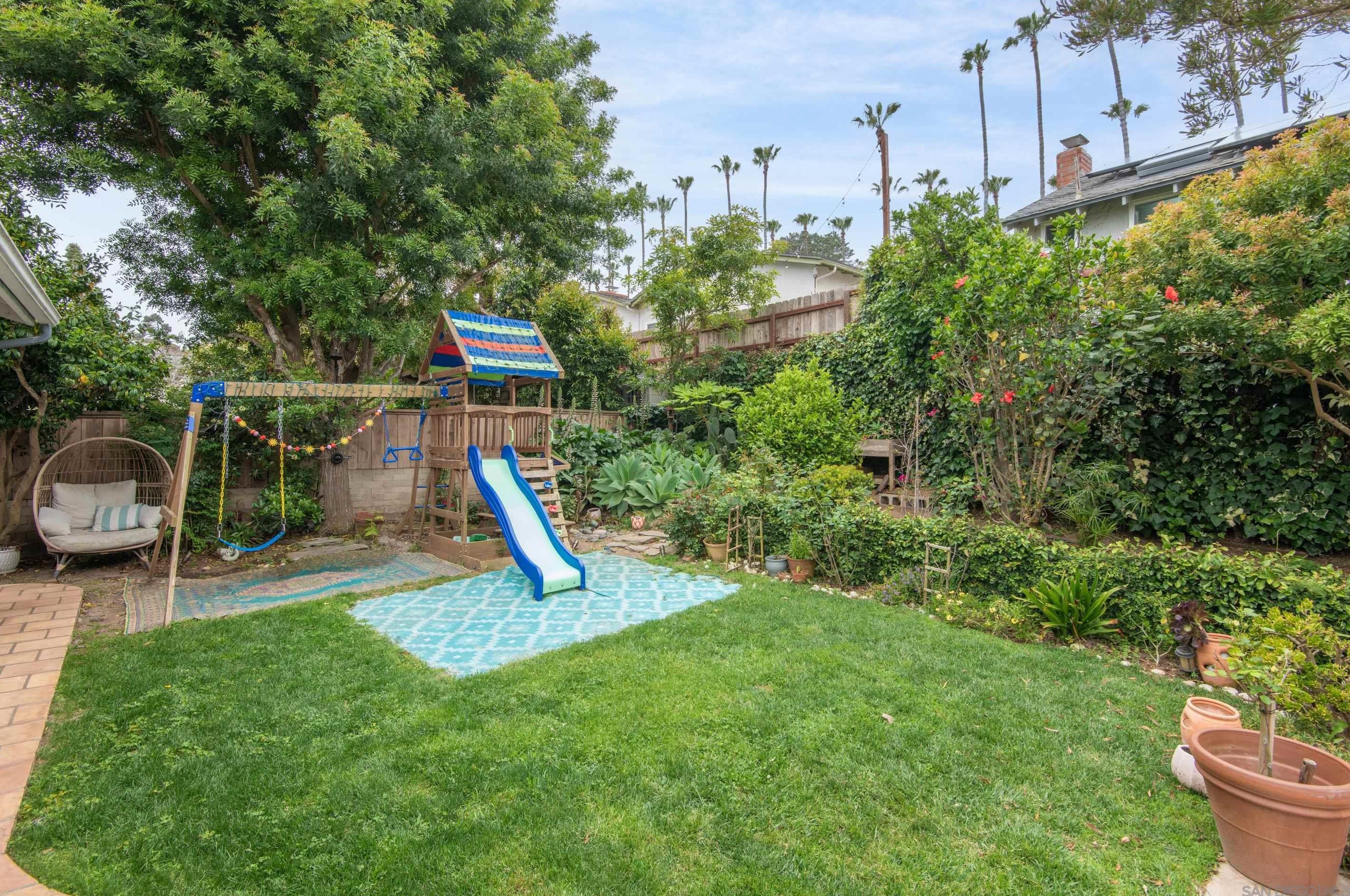 840 Tarento Dr, San Diego CA  92106-2826 exterior