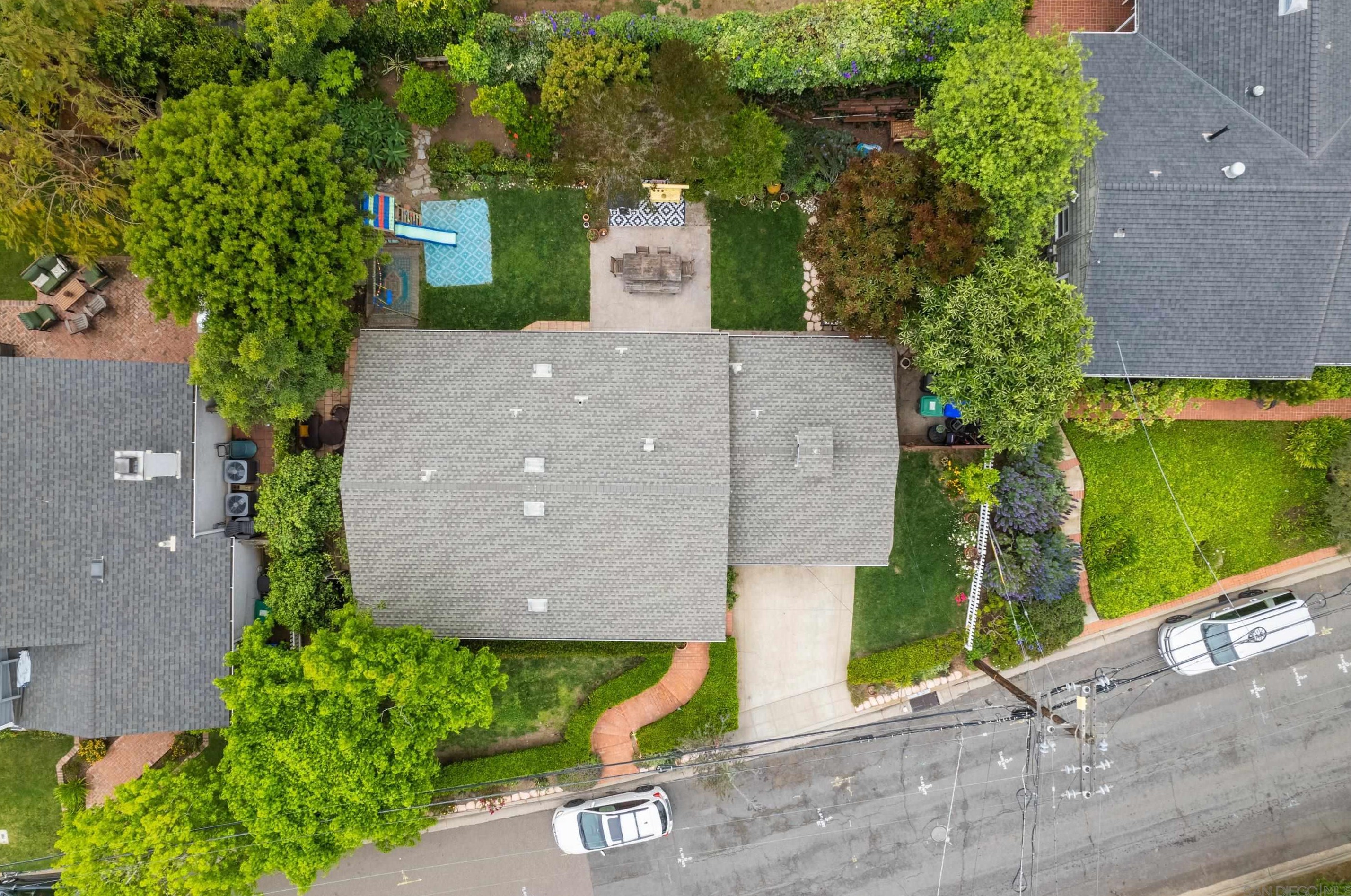 840 Tarento Dr, San Diego CA  92106-2826 exterior