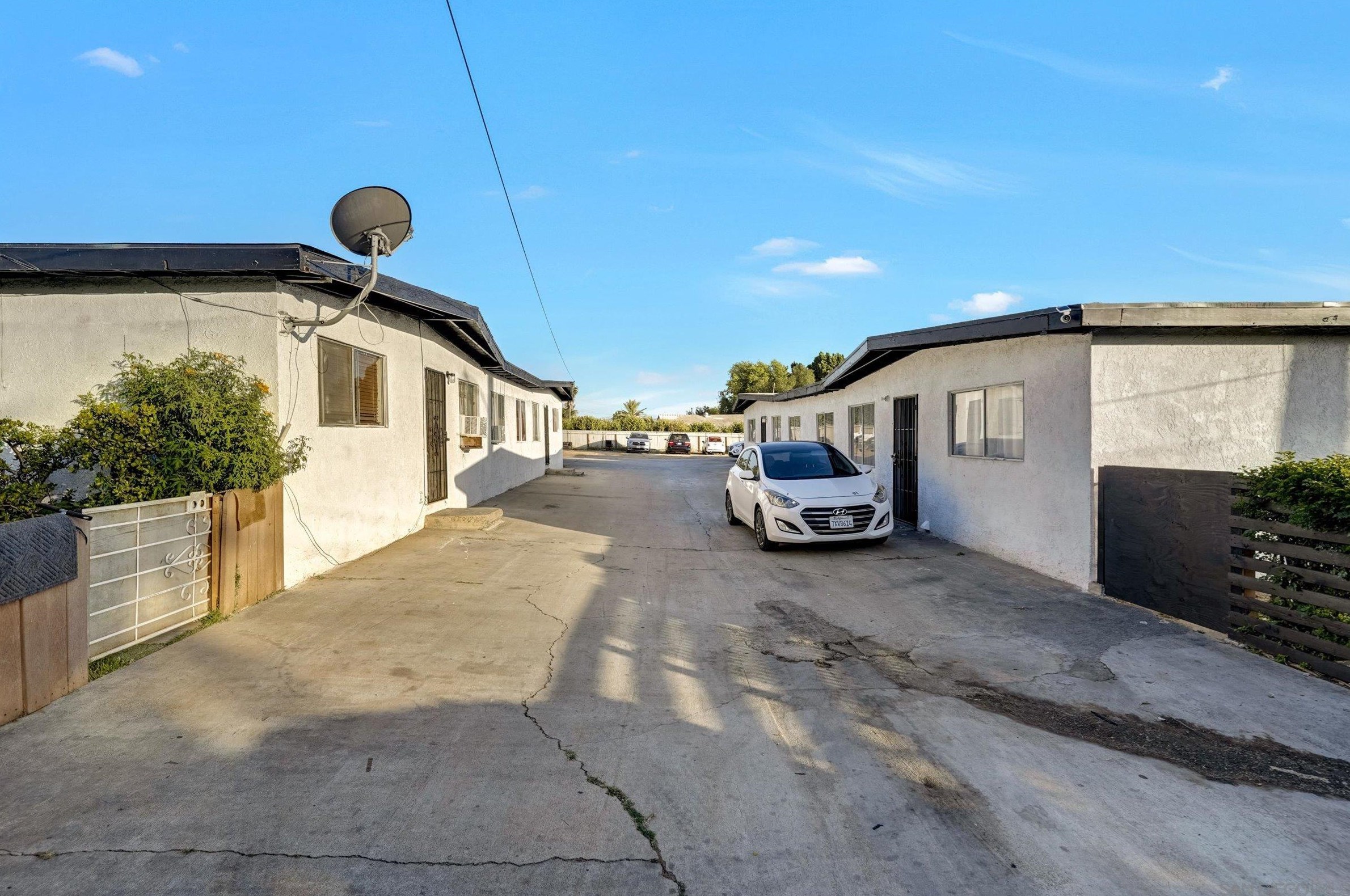 10260 Cook Ave, Riverside CA  92503-2819 exterior