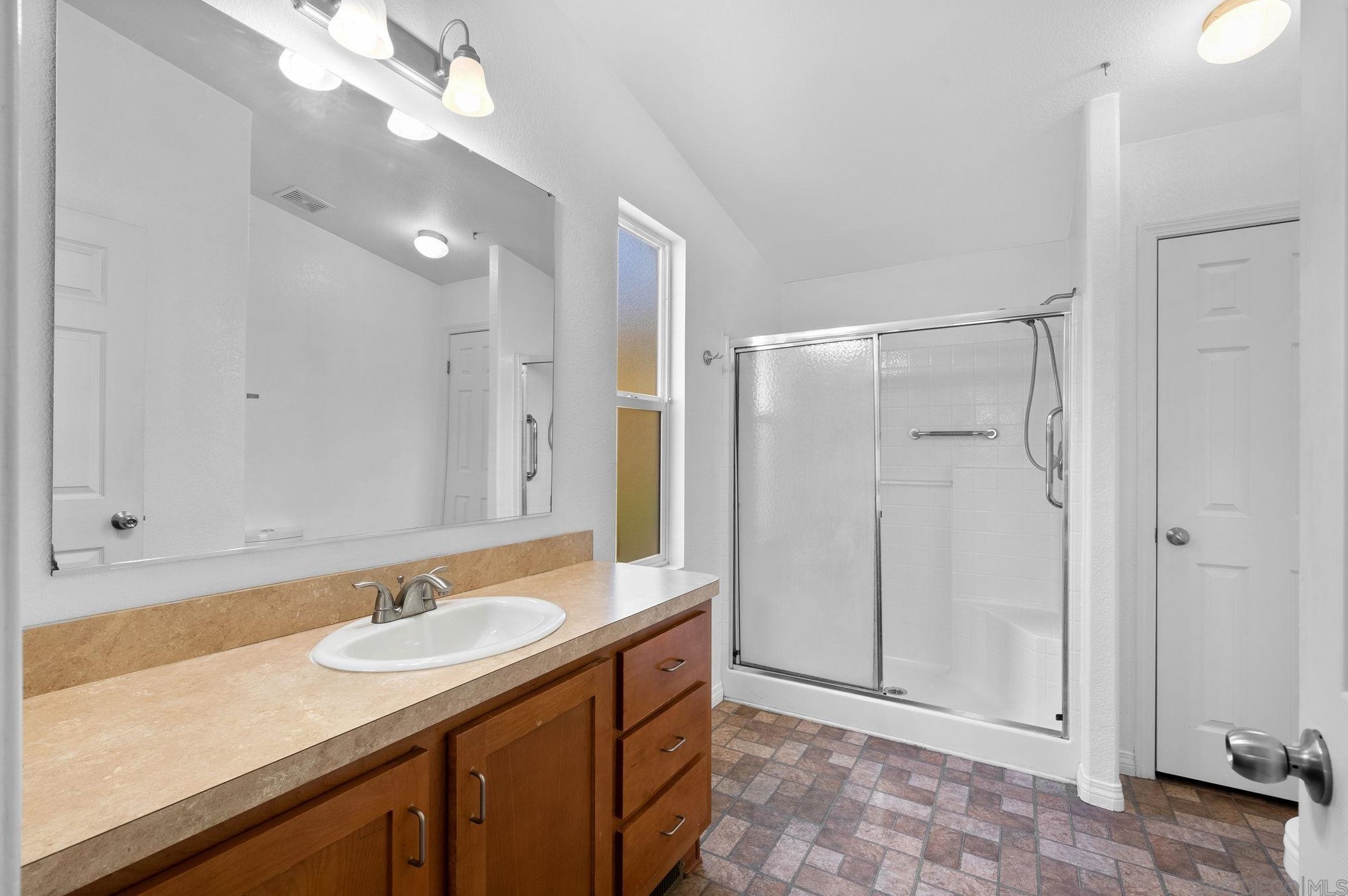 4844 Old Cliffs Rd, San Diego CA  92120-1142 exterior