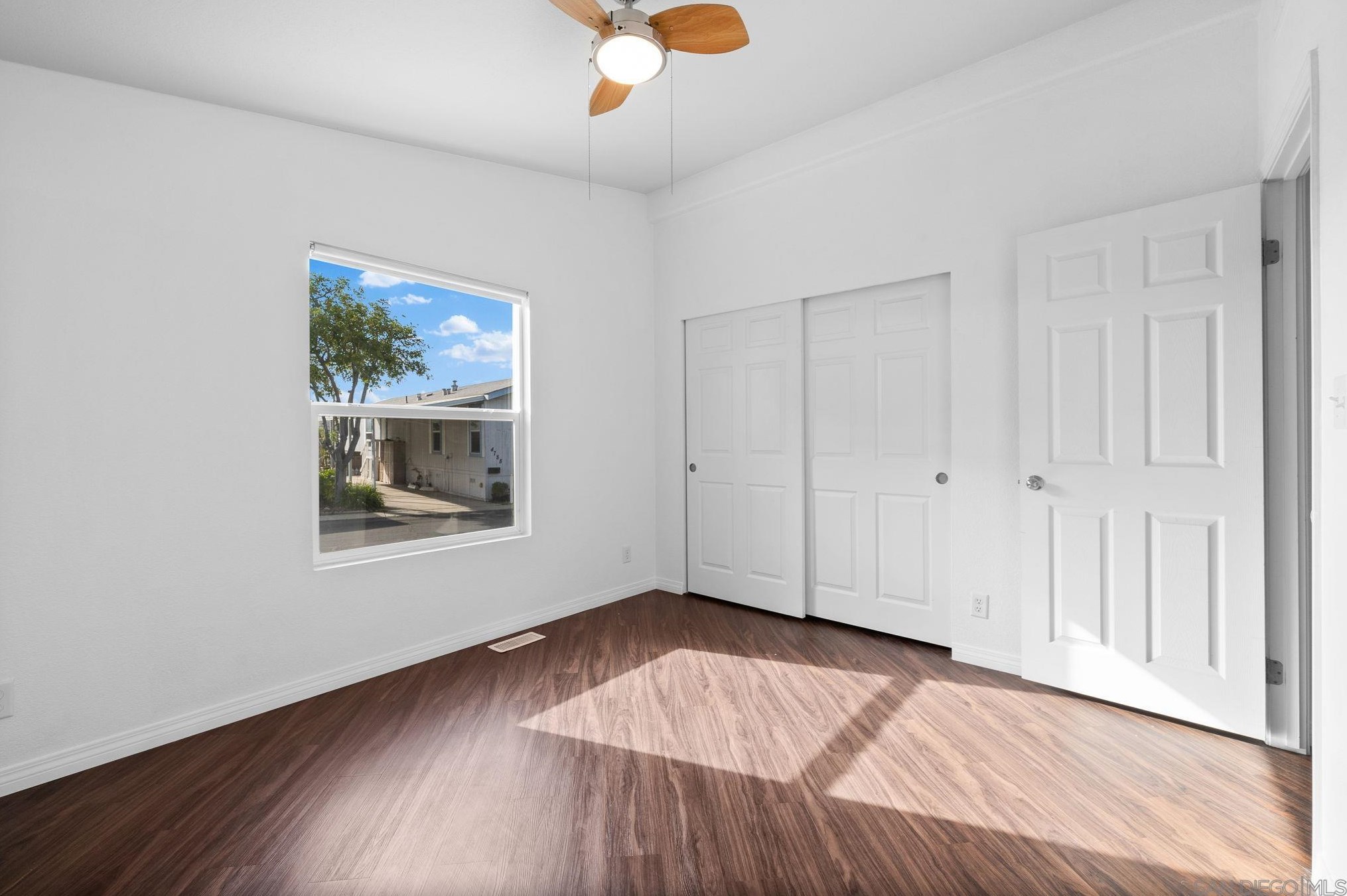 4844 Old Cliffs Rd, San Diego CA  92120-1142 exterior