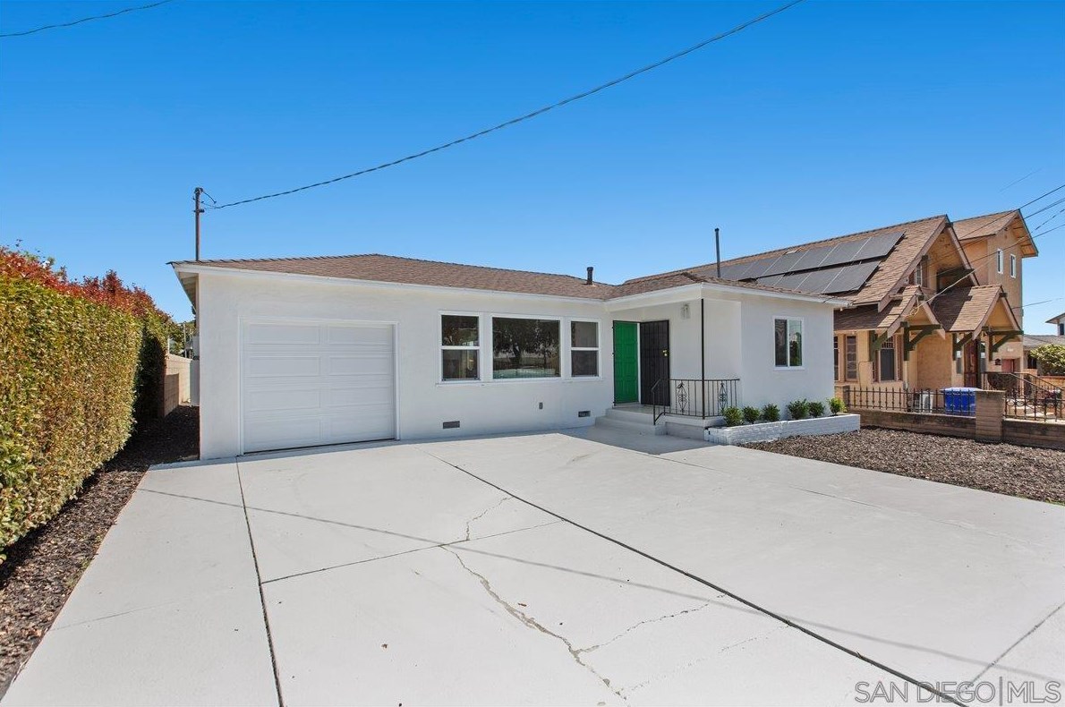 1040 E 16th St, National City, CA 91950
