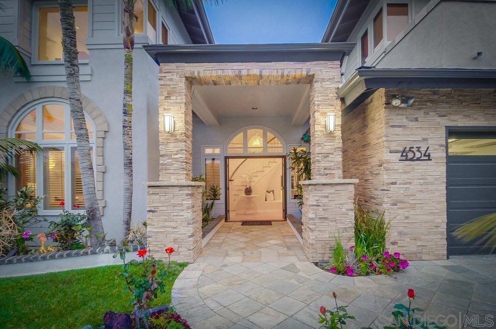 4534 Osprey St, San Diego, CA 92107-4033