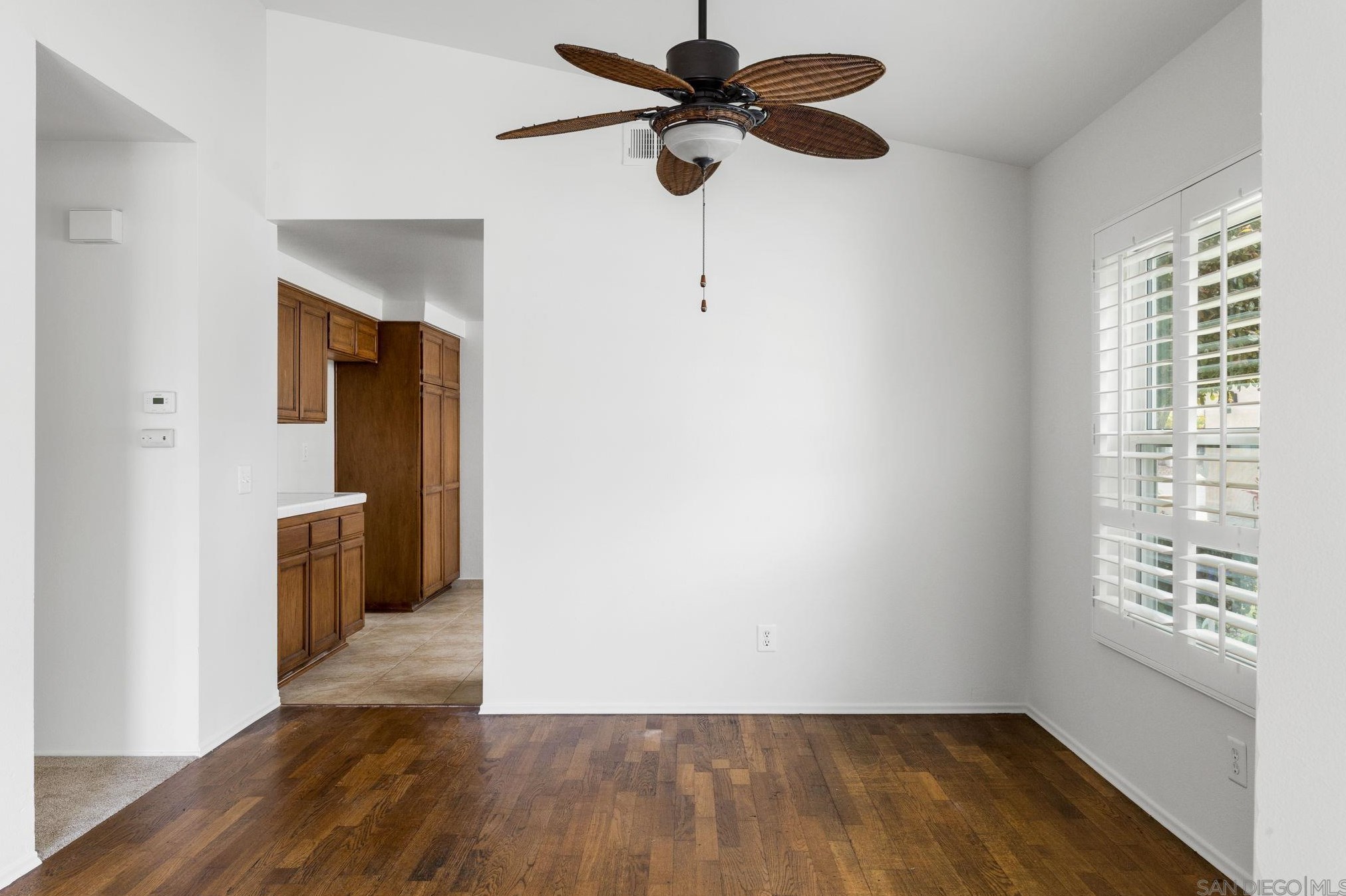 2016 Redwood Crst, Vista CA 92081-7337 exterior