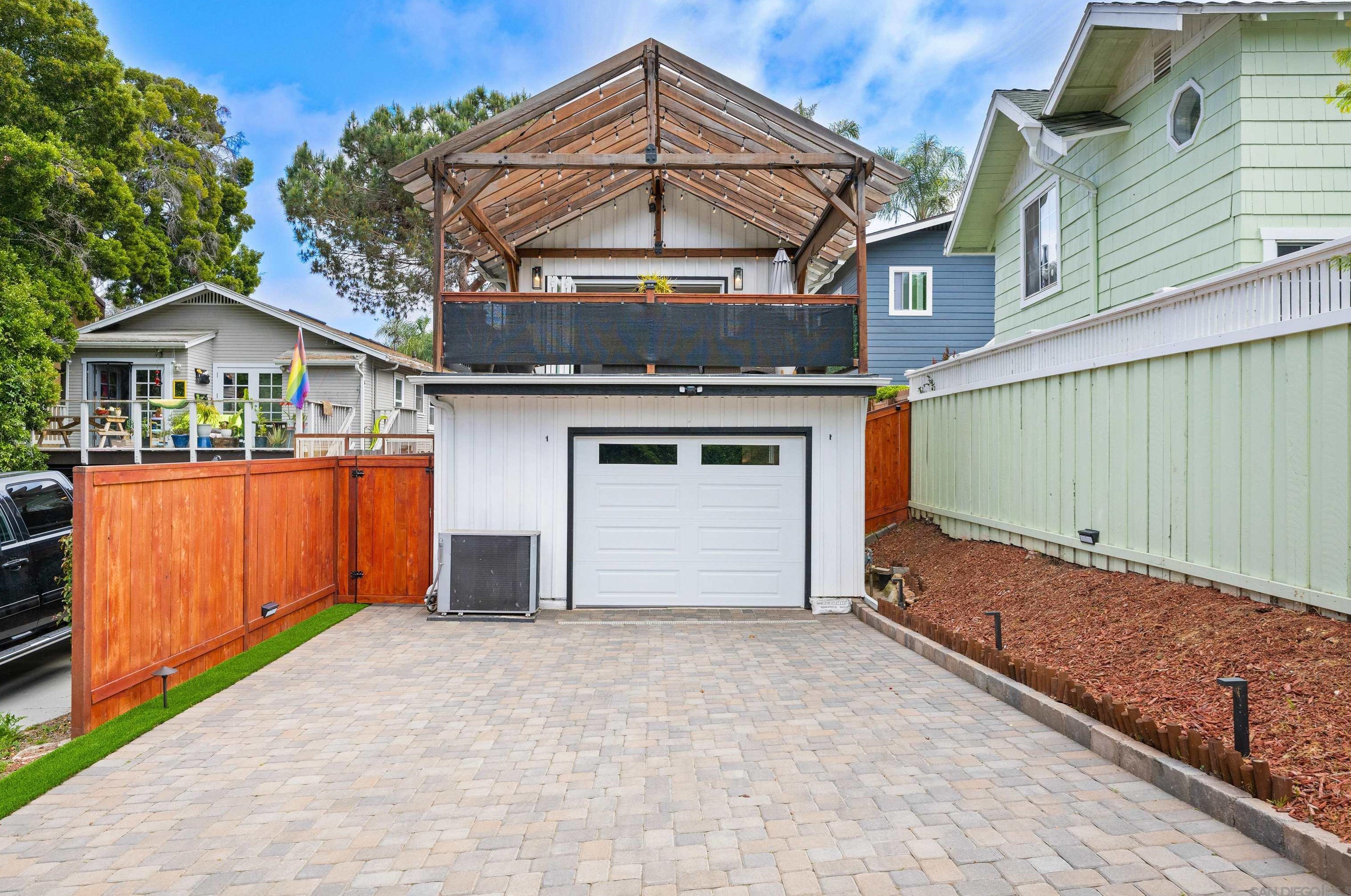 2726 A St, San Diego CA 92102-1020 exterior