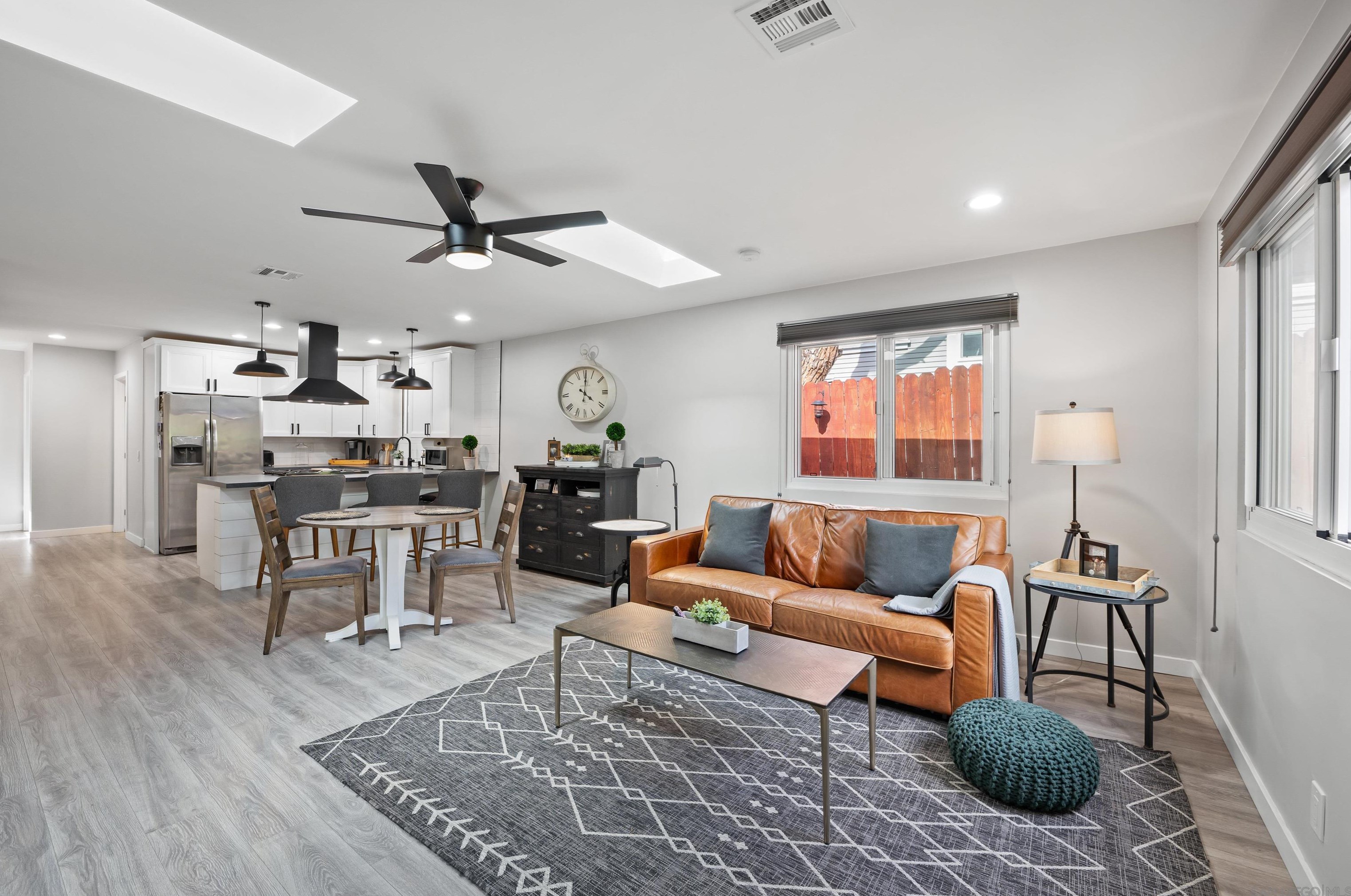 2726 A St, San Diego CA 92102-1020 exterior