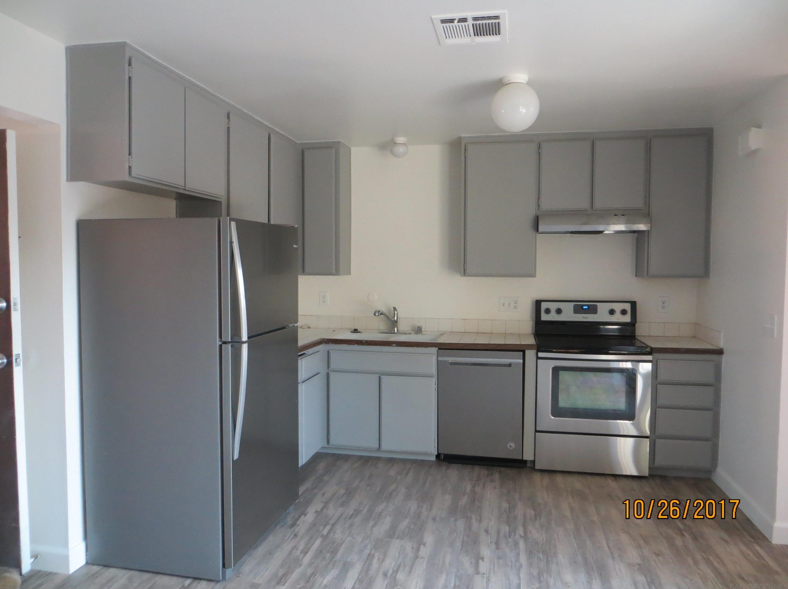 10613 Caminito Chueco, San Diego, CA 92126-2801