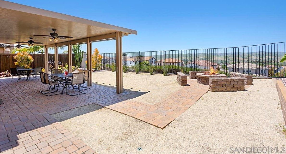 1108 Bellingham Dr, Oceanside, CA 92057