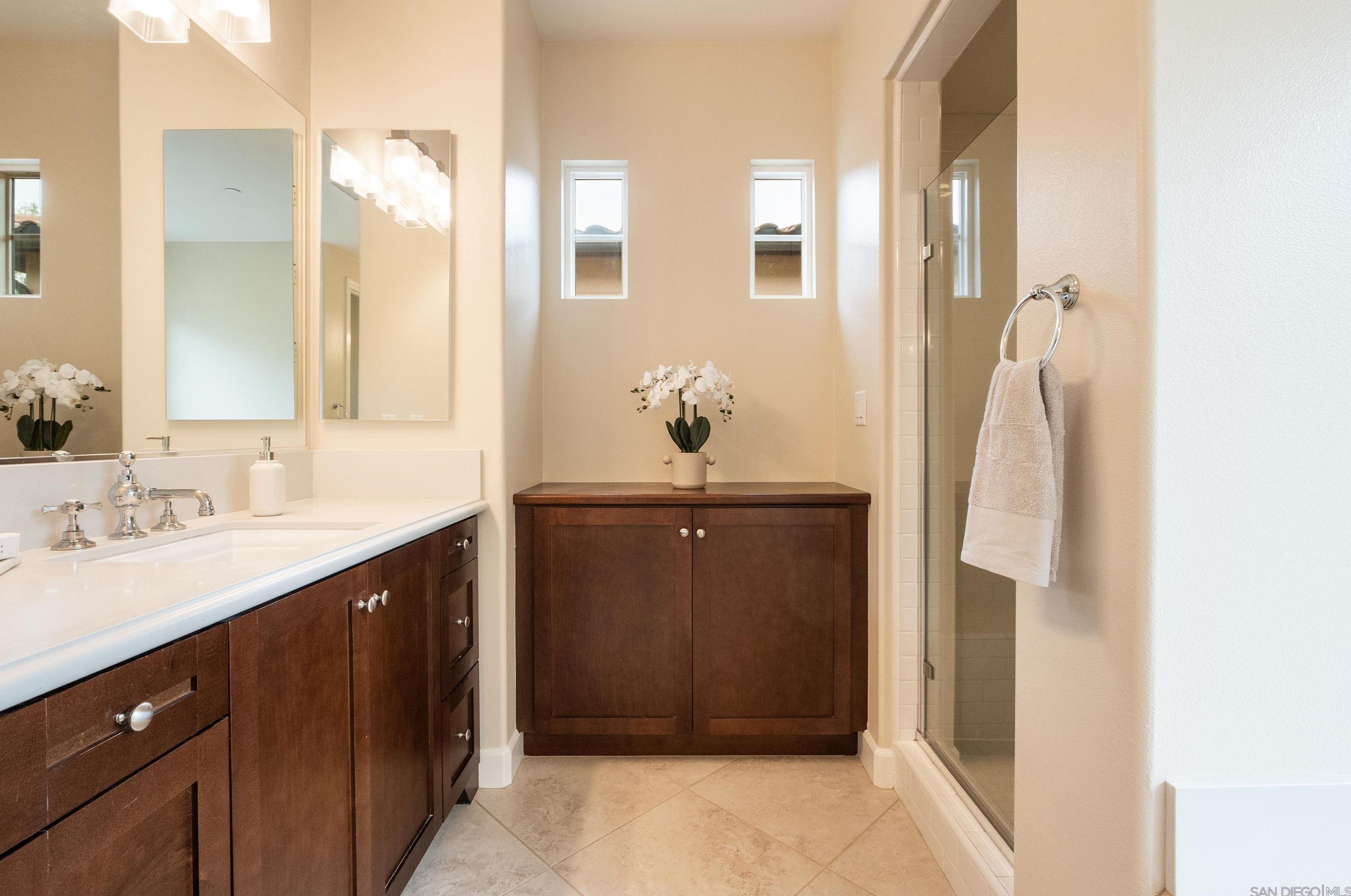 7850 Chadamy Way, San Diego CA  92130-5678 exterior