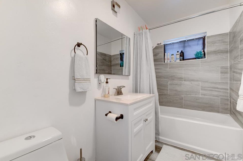 870 D Ave, San Diego CA 92118-1759 exterior