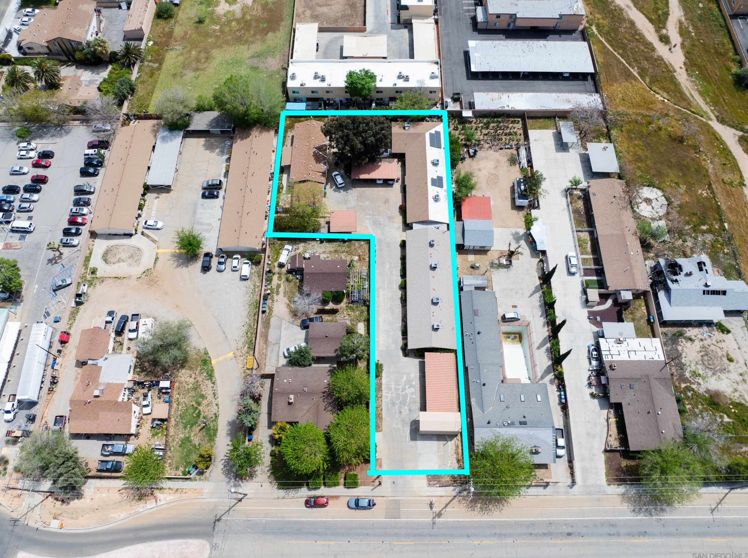 38110 10th St, Palmdale, CA 93550-1909