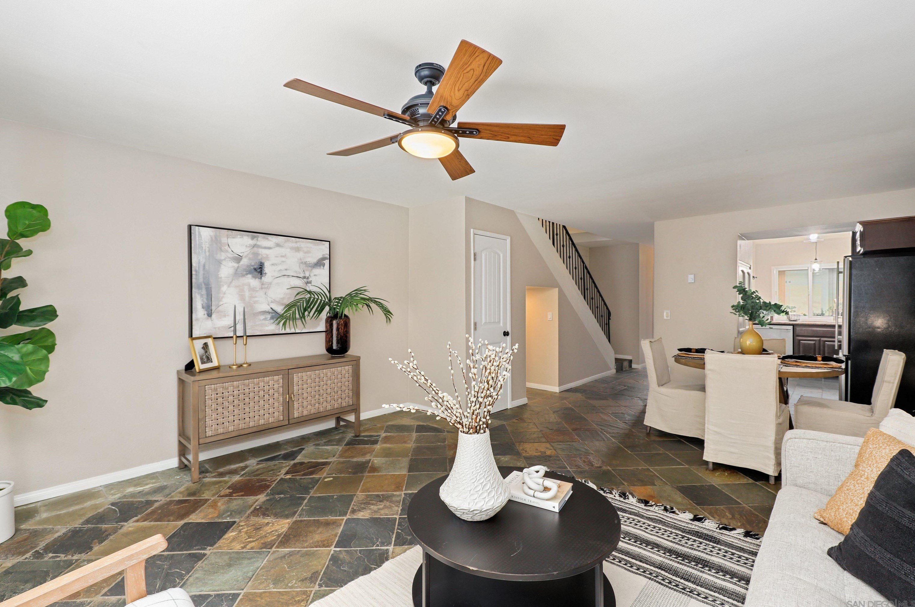 283 Countrywood Ln, Encinitas, CA 92024-3134